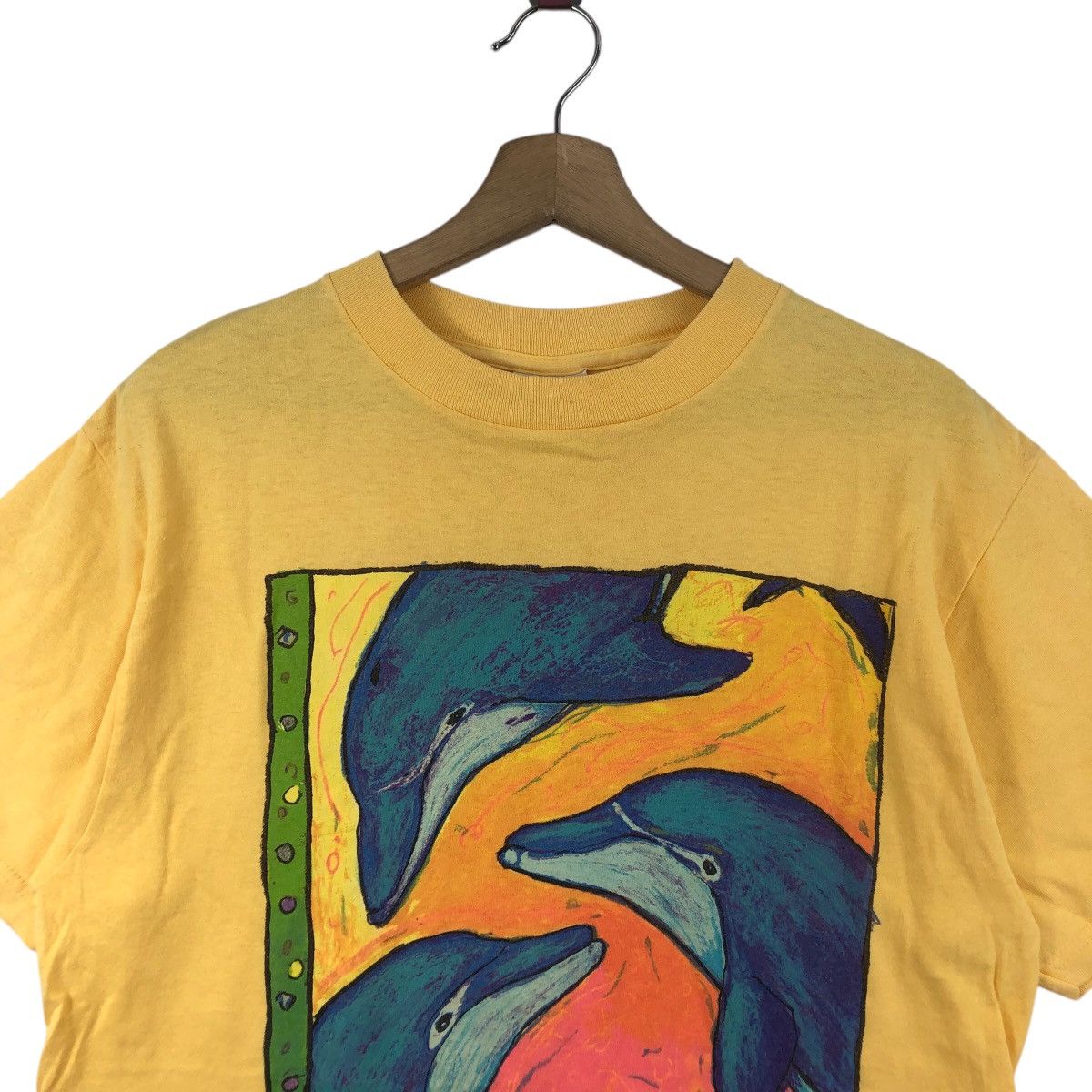 Tultex Vintage 90’ B. MICHELE MAYNARD Dolphin Painting Tee Shirt Size M / US 6-8 / IT 42-44 - 2 Thumbnail