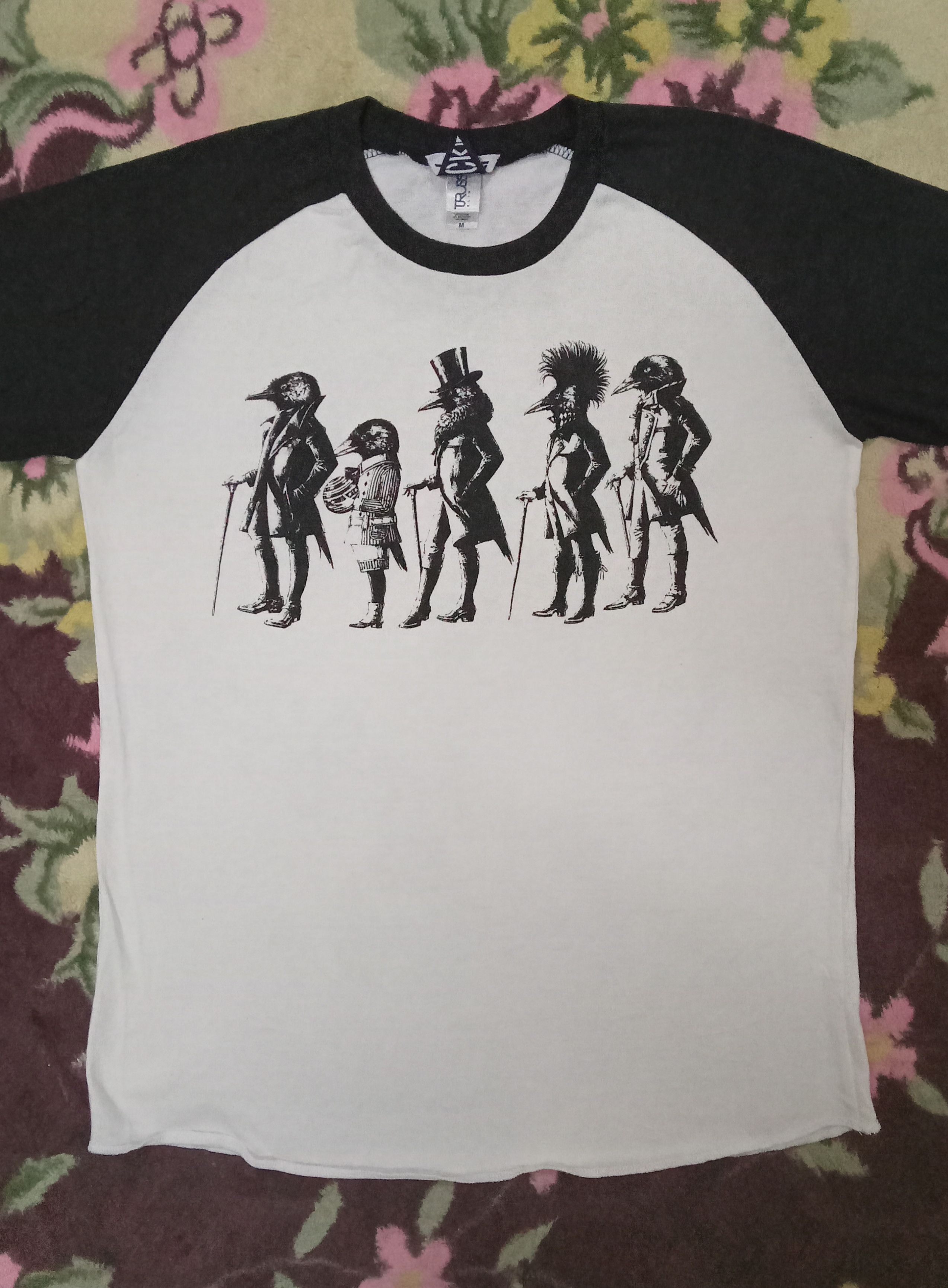 Band Tees Buck Tick The Day In Question 2015 Raglan/ Tri Quarter Shirt Size US M / EU 48-50 / 2 - 1 Thumbnail