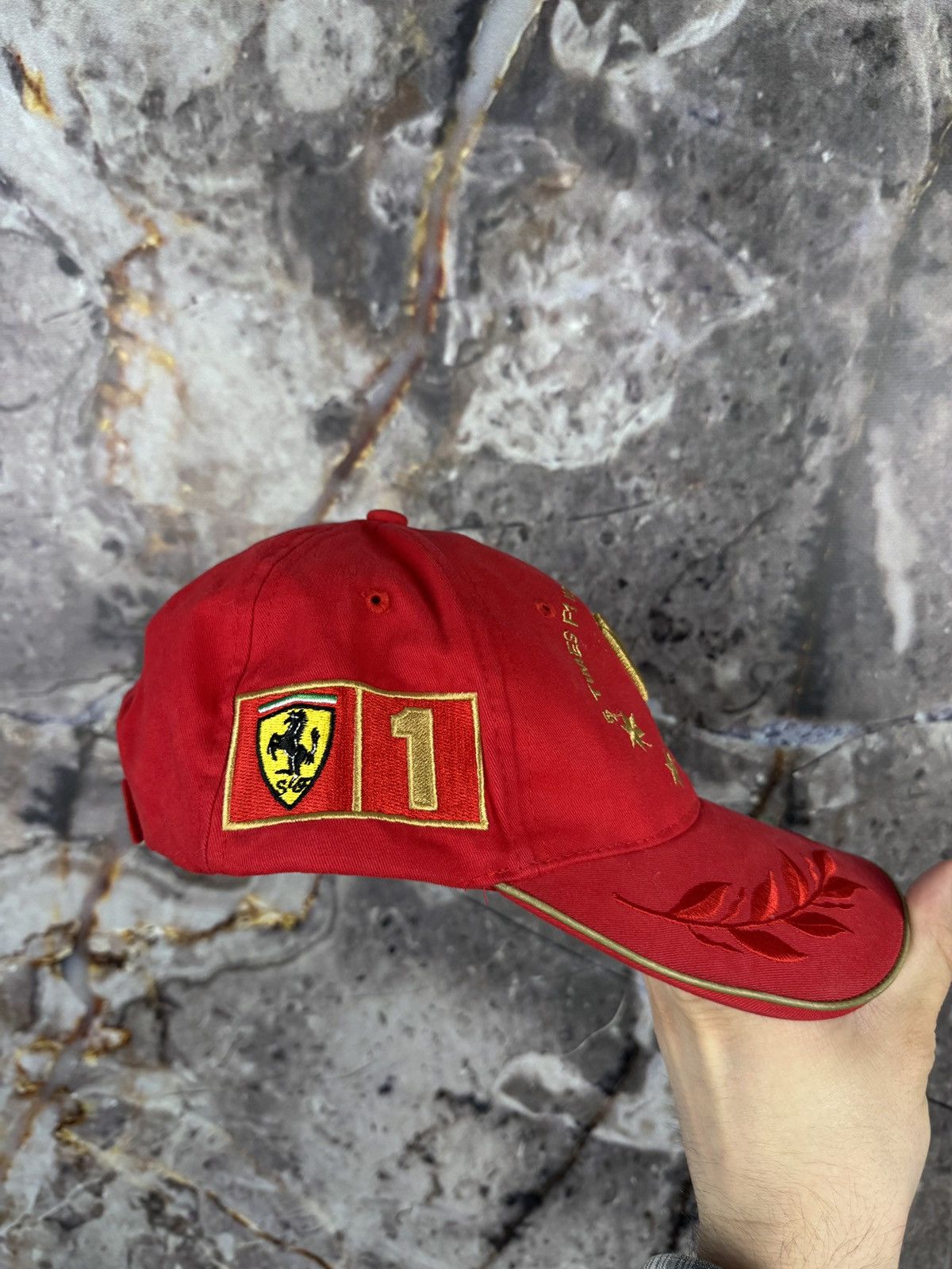 Ferrari Ferrari 2002 Champion Michael Schumacher 1 Racing Size ONE SIZE - 2 Thumbnail