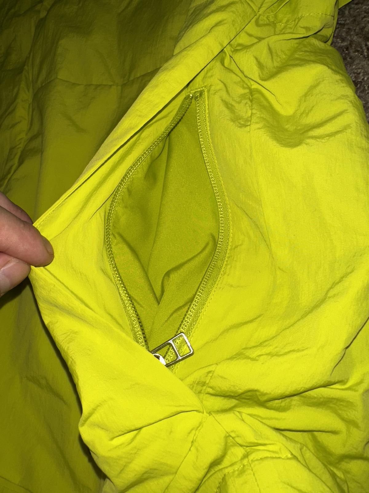 Nike Nike Men’s Tech Bright Cactus Green Jacket Sample Size US M / EU 48-50 / 2 - 2 Thumbnail