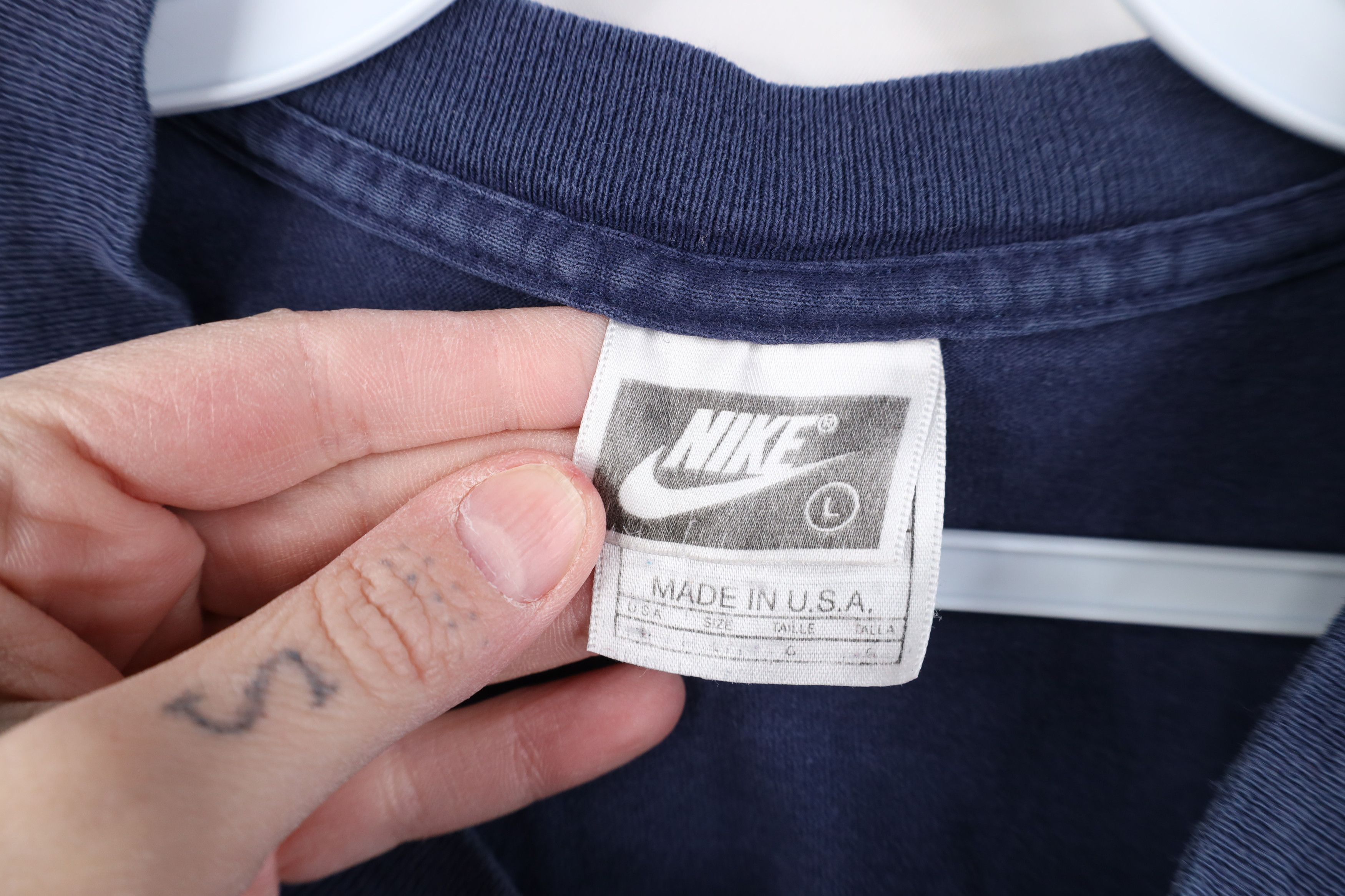 Nike Vintage 90s Nike Travis Scott Big Swoosh T-Shirt Blue USA Size US L / EU 52-54 / 3 - 9 Thumbnail