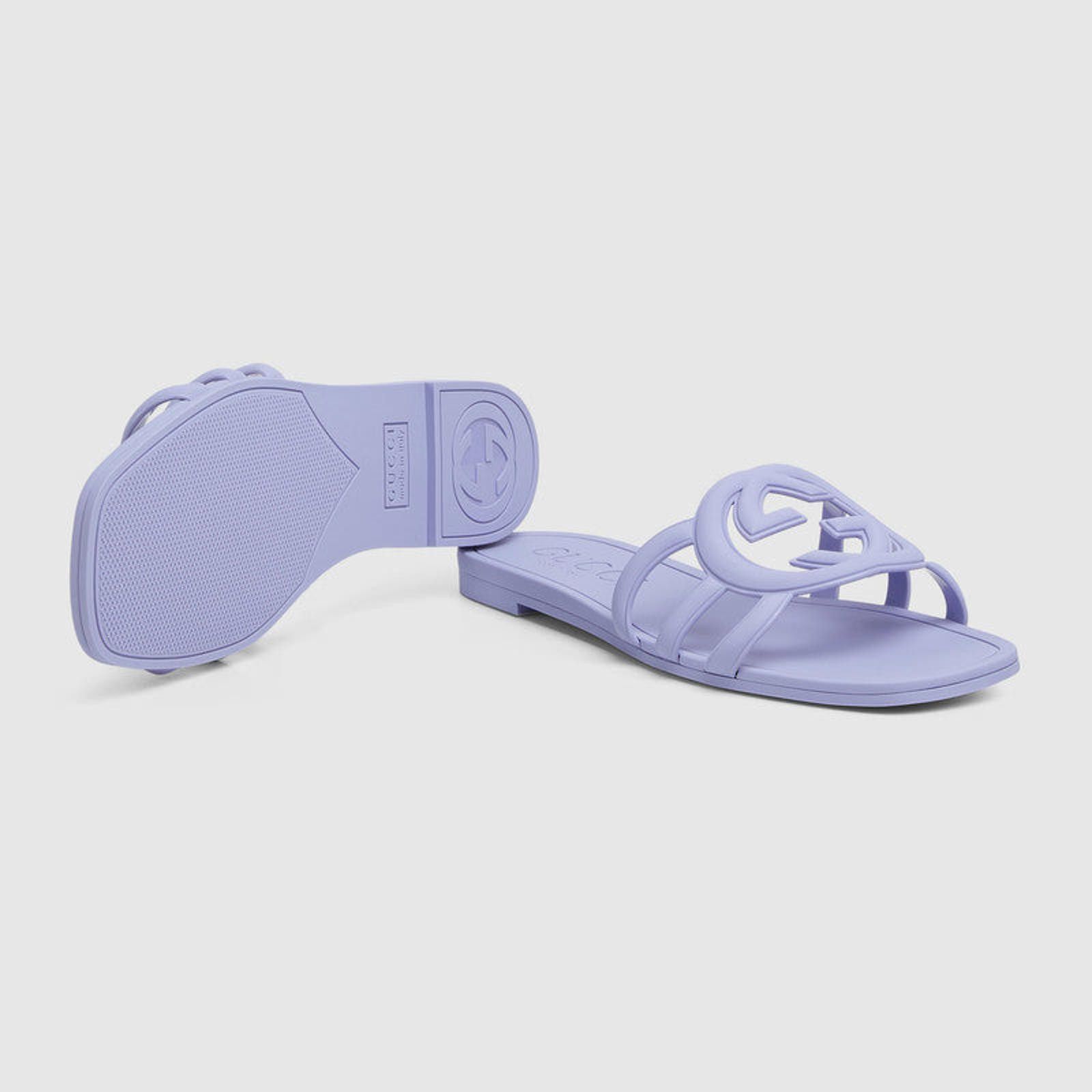 Gucci Gucci Interlocking G Rubber Slides Size US 4 / IT 34 - 4 Thumbnail