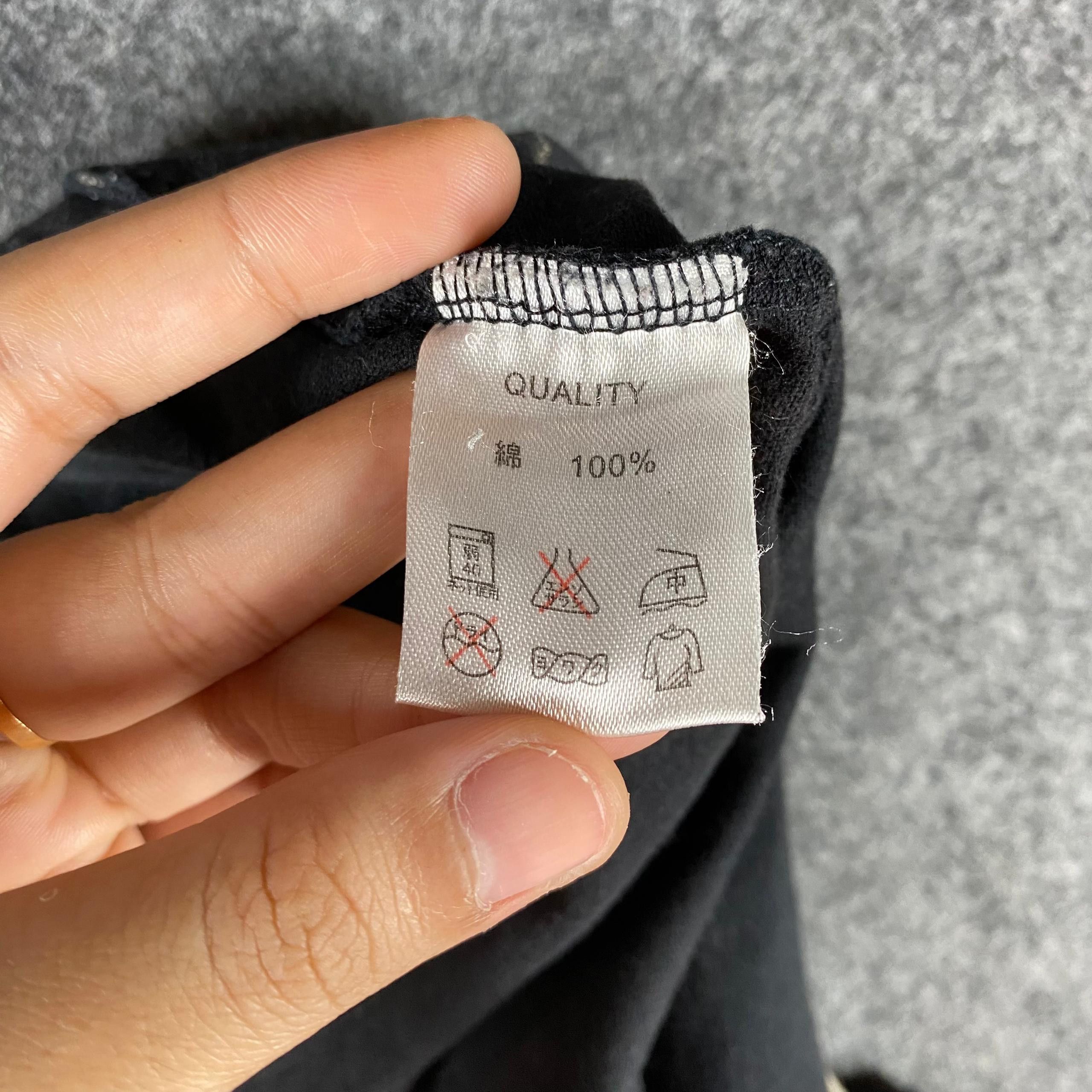 Japanese Brand Vintage Japanese Brand Tshirt Size US L / EU 52-54 / 3 - 17 Thumbnail