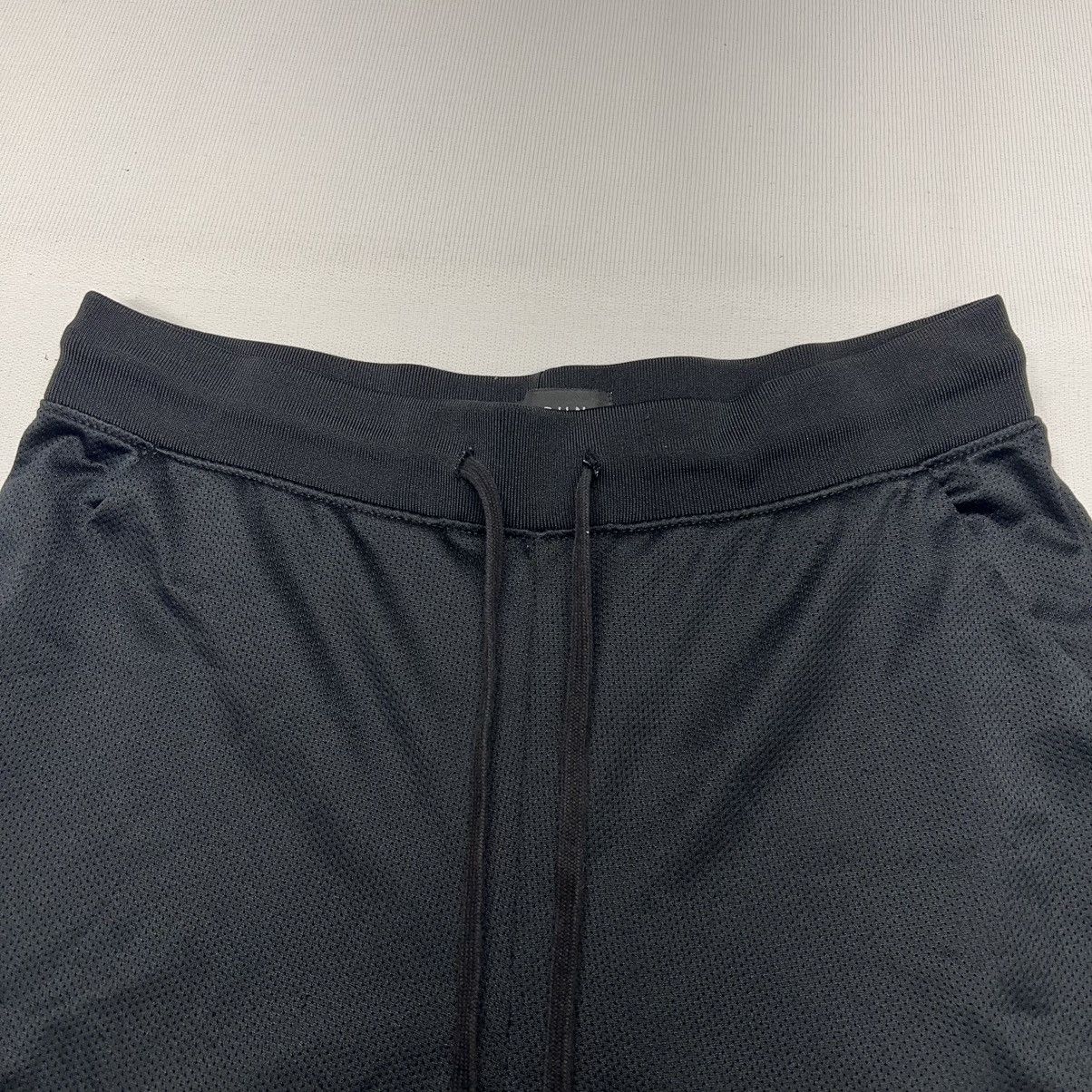 Pacsun Pacsun Shorts Black Eagle Embroidered Gym Stretch Pockets Size US 32 / EU 48 - 4 Thumbnail