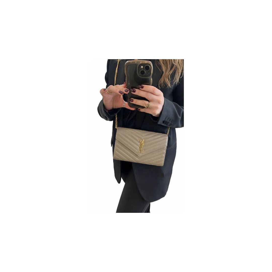 Saint Laurent Paris o1s1wg111125 Size: OS / Lamskin Wallet on Chain in Beige Size ONE SIZE - 1 Preview