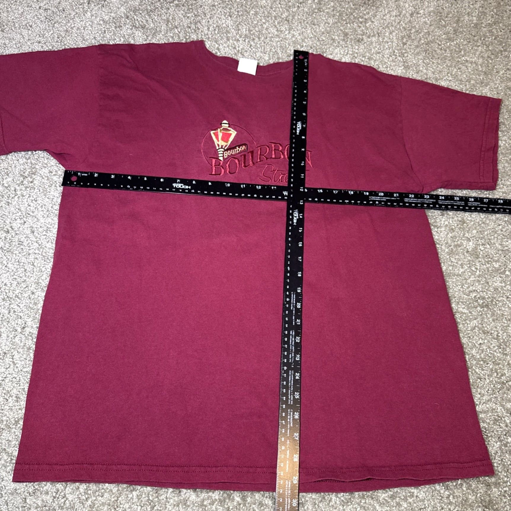 Fruit Of The Loom VINTAGE 90s Bourbon Street New Orleans Red Embroidered Tourist NOLA T-Shirt XL Men's Size US XL / EU 56 / 4 - 5 Thumbnail