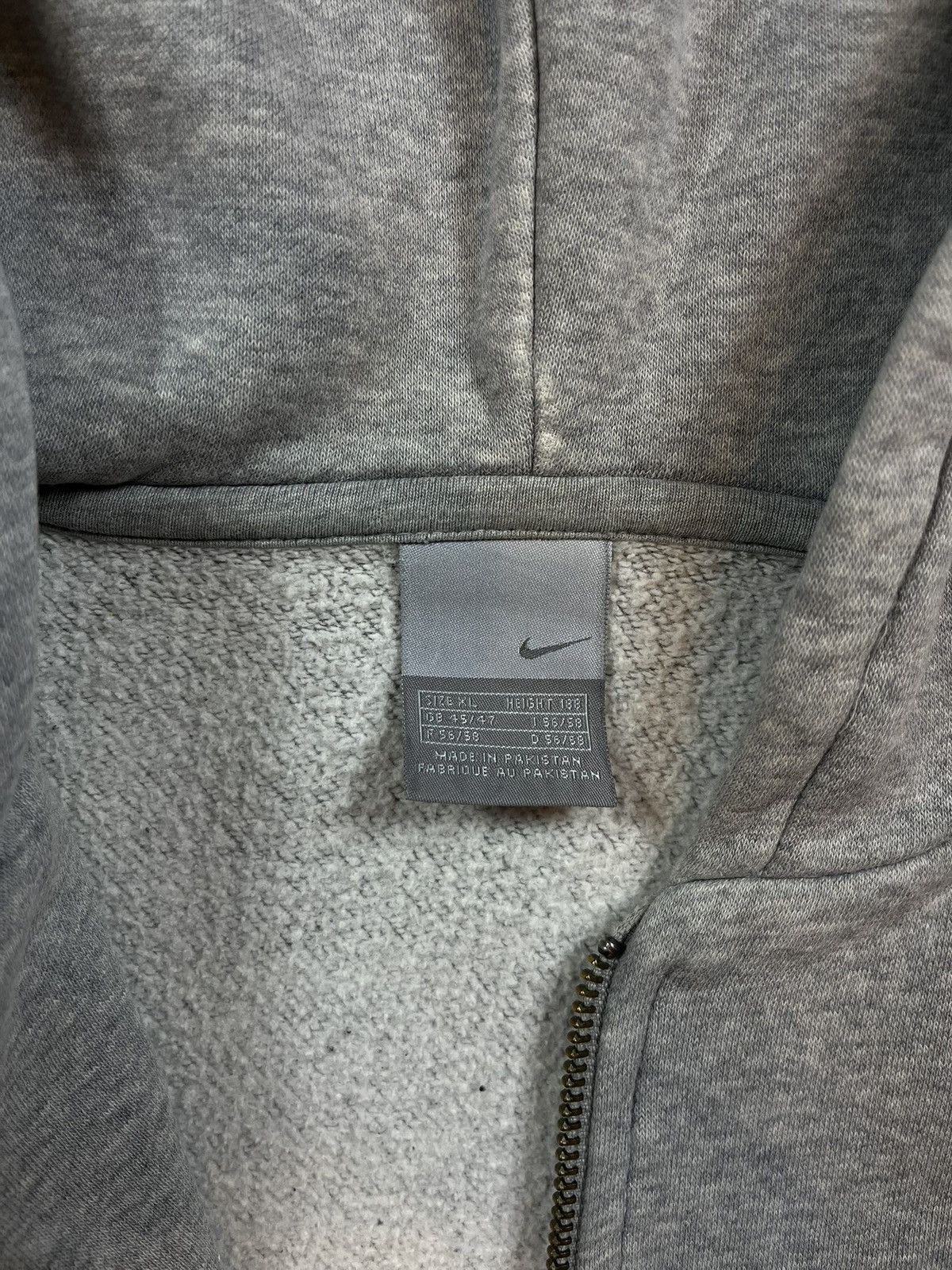 Nike × Vintage 90s Nike Swoosh Vintage Y2K Oversized Faded Retro Zip Hoodie Size US XL / EU 56 / 4 - 3 Thumbnail