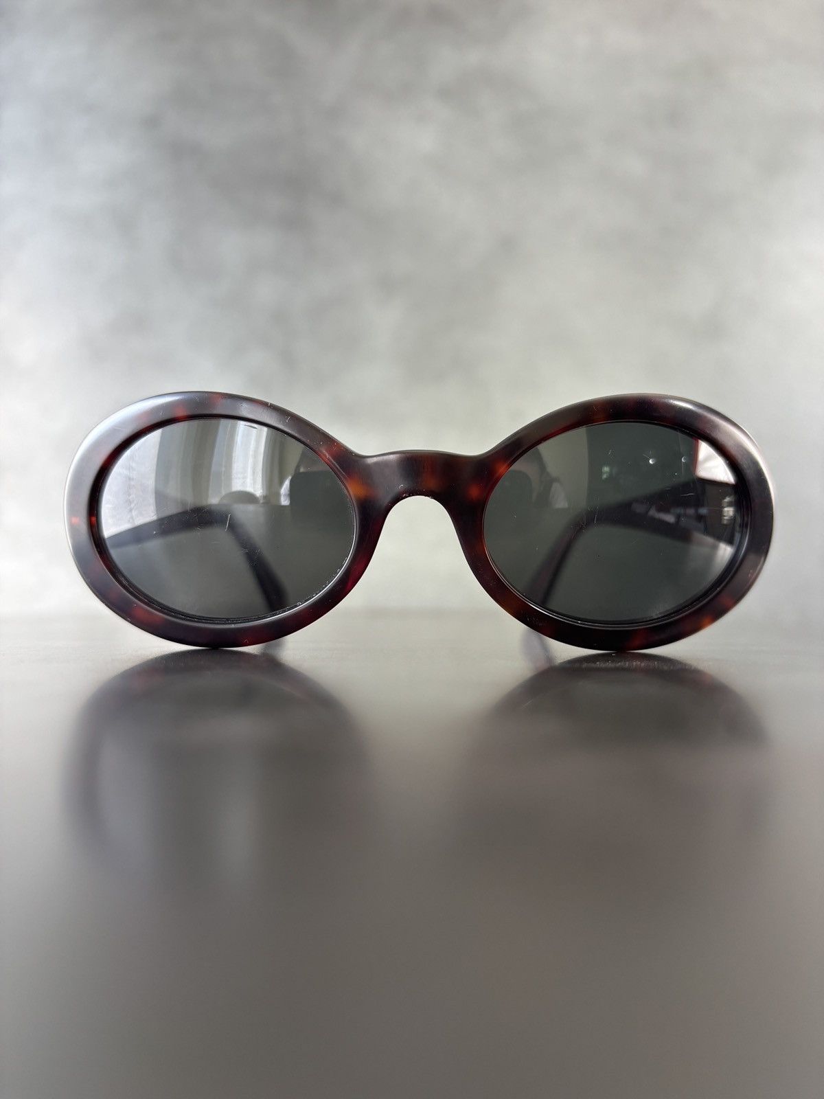 Vogue Vintage Vogue Sunglasses 1990s Made in Italy Oval Y2K VO2167 Size ONE SIZE - 16 Thumbnail