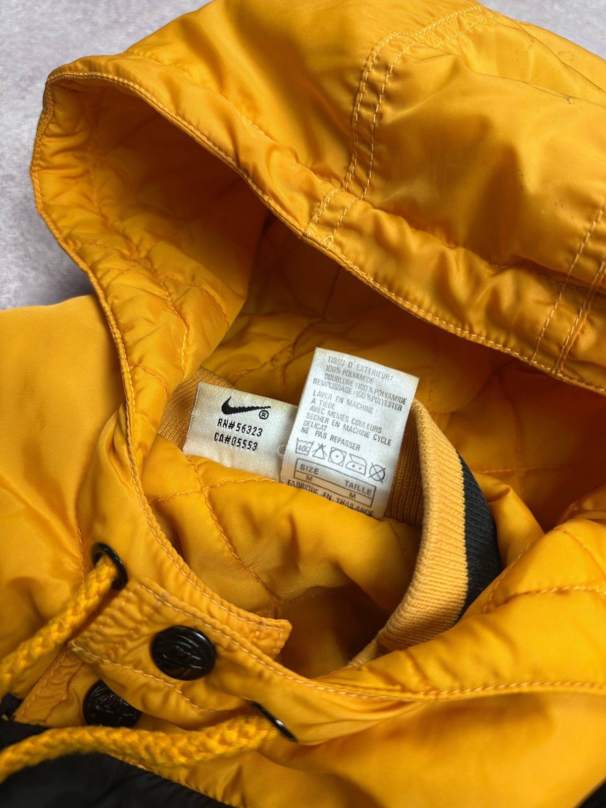 Nike Vintage Nike Big Swoosh Y2K Bomber Jacket M Size US M / EU 48-50 / 2 - 9 Thumbnail
