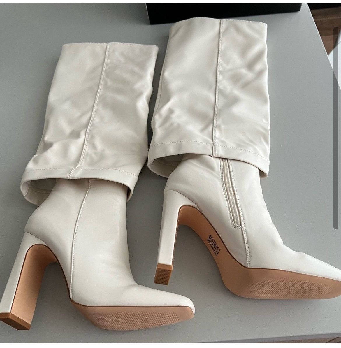 Lulus Lulu’s Lorlia boots Size US 7.5 / IT 37.5 - 4 Thumbnail