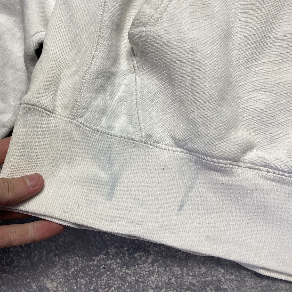 Champion Vintage Champion Made In New York Centre logo 00’s hoodie Size US M / EU 48-50 / 2 - 8 Thumbnail