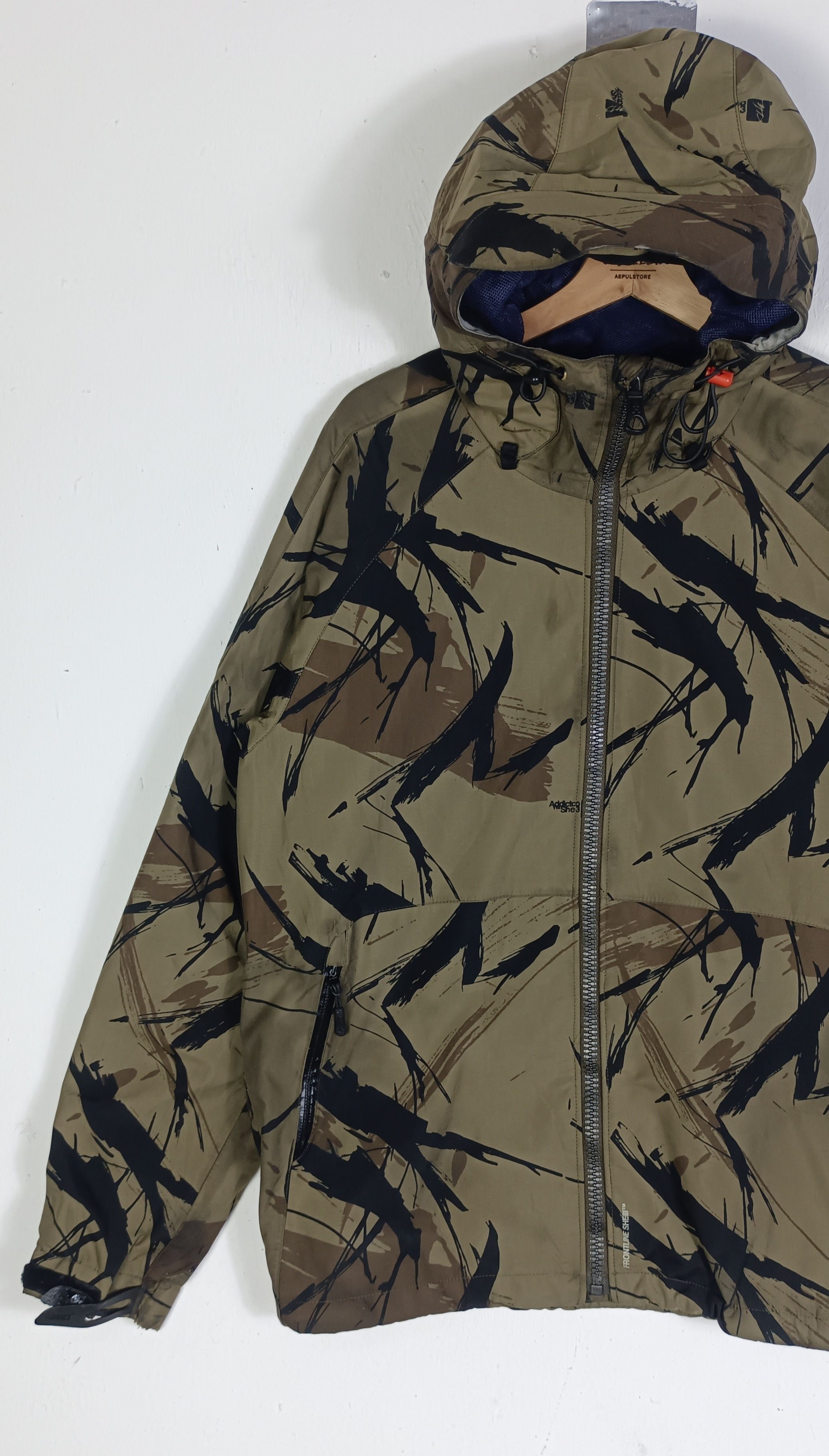ADDICT Addict Uniqlo Camo RealTree Hoodie Jacket Size US L / EU 52-54 / 3 - 4 Thumbnail