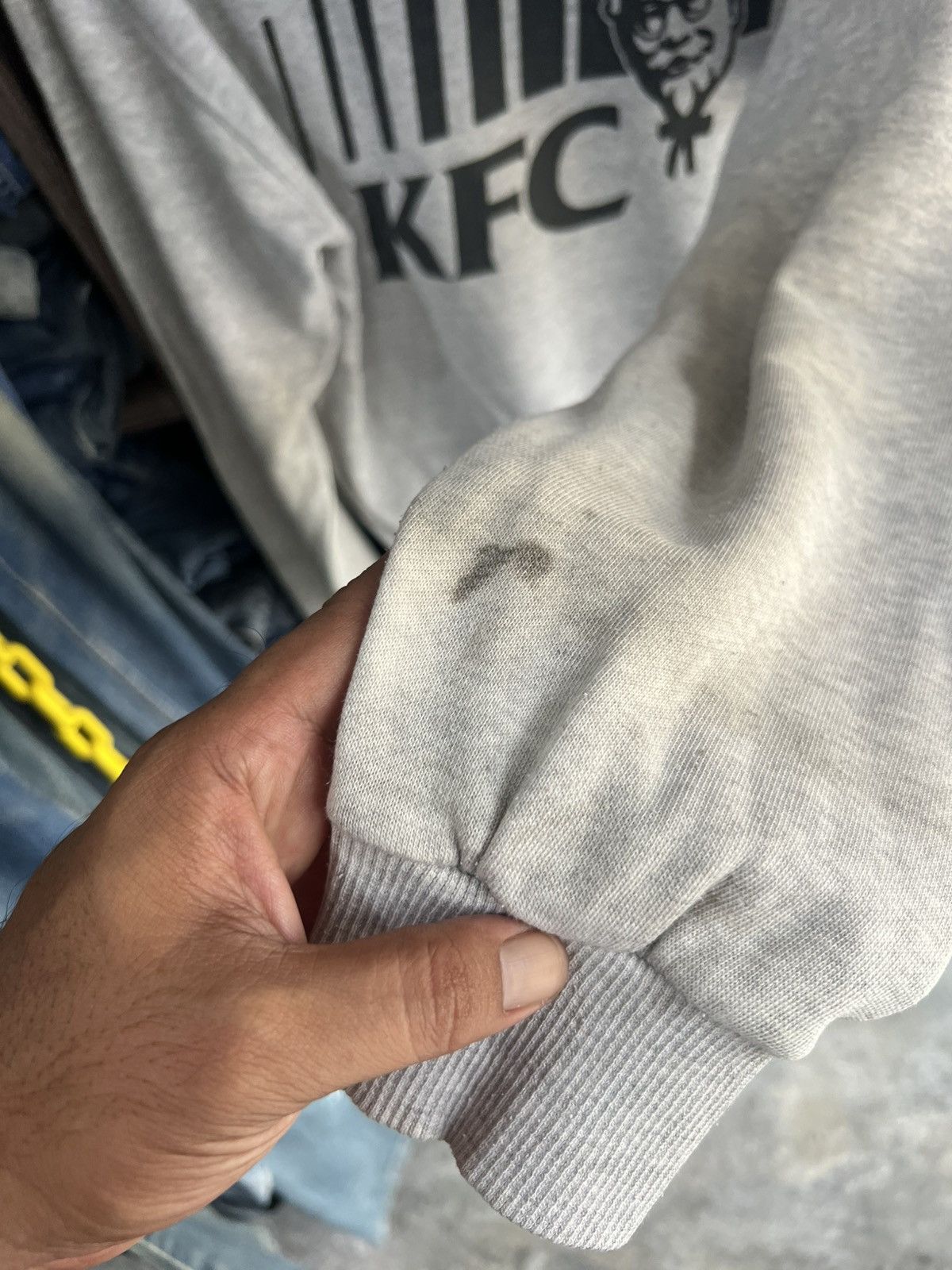 Other 🔥Vintage V Neck KFC Sweatshirt Size US M / EU 48-50 / 2 - 13 Thumbnail