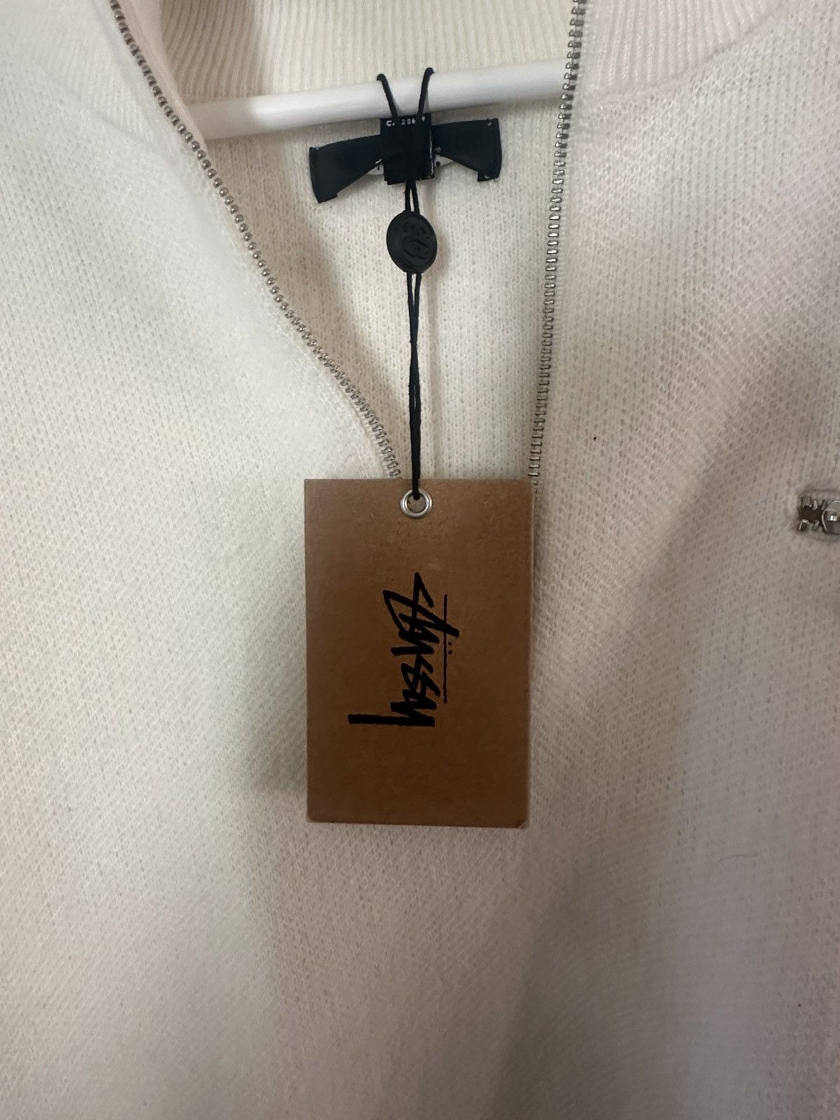 Allure County Paris Hilton Zipup