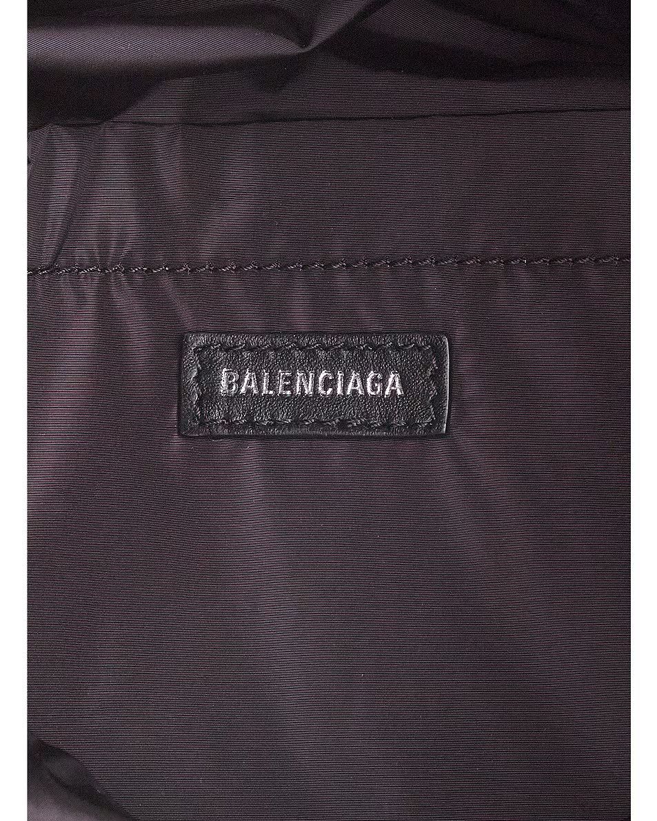 Balenciaga o1la1rc1a1125 Size: OS / Monaco Chain Bag Optic White/Black Size ONE SIZE - 6 Thumbnail