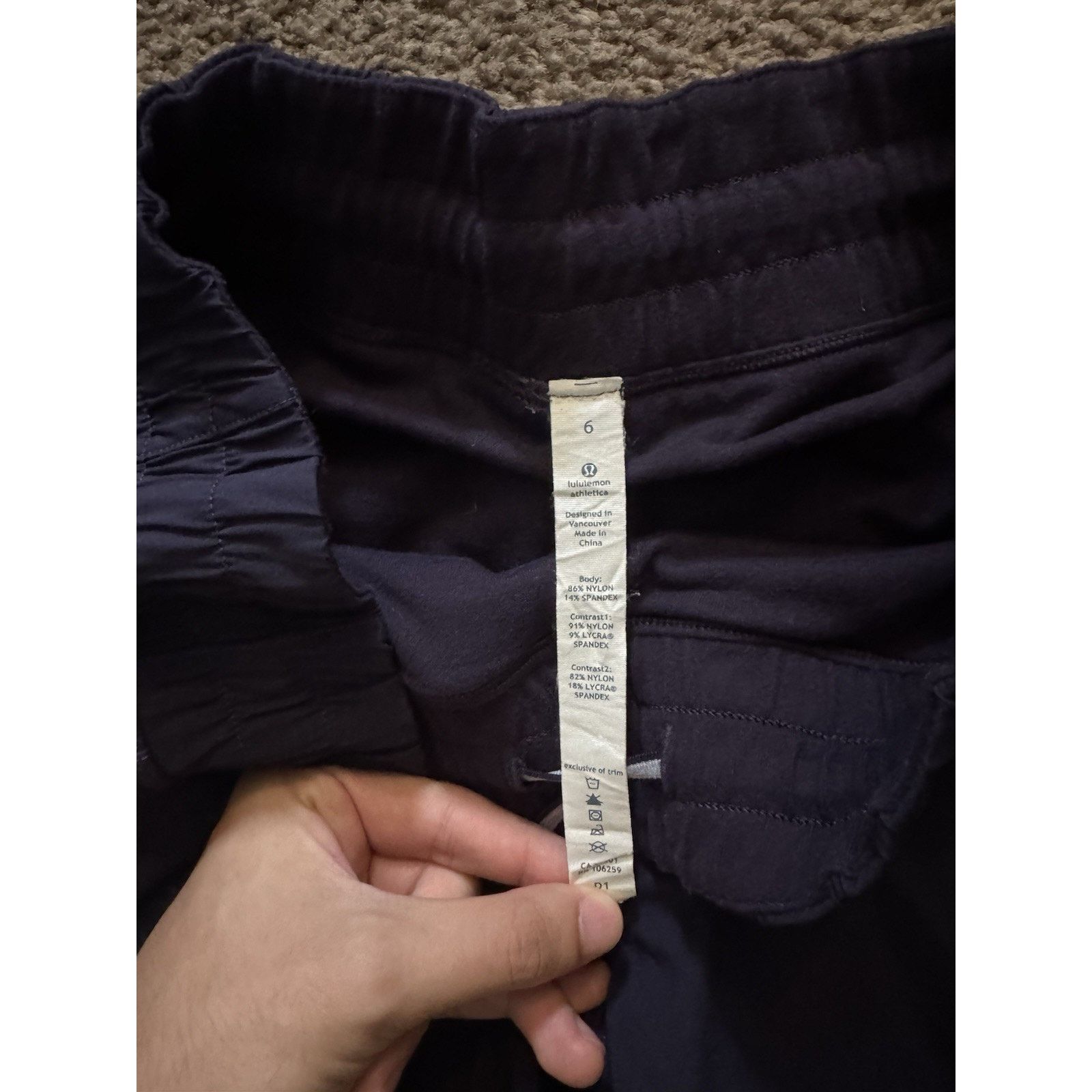 Lululemon Women’s Lululemon Athletics Navy Blue Pants Size 6 Size 28" / US 6 / IT 42 - 2 Thumbnail