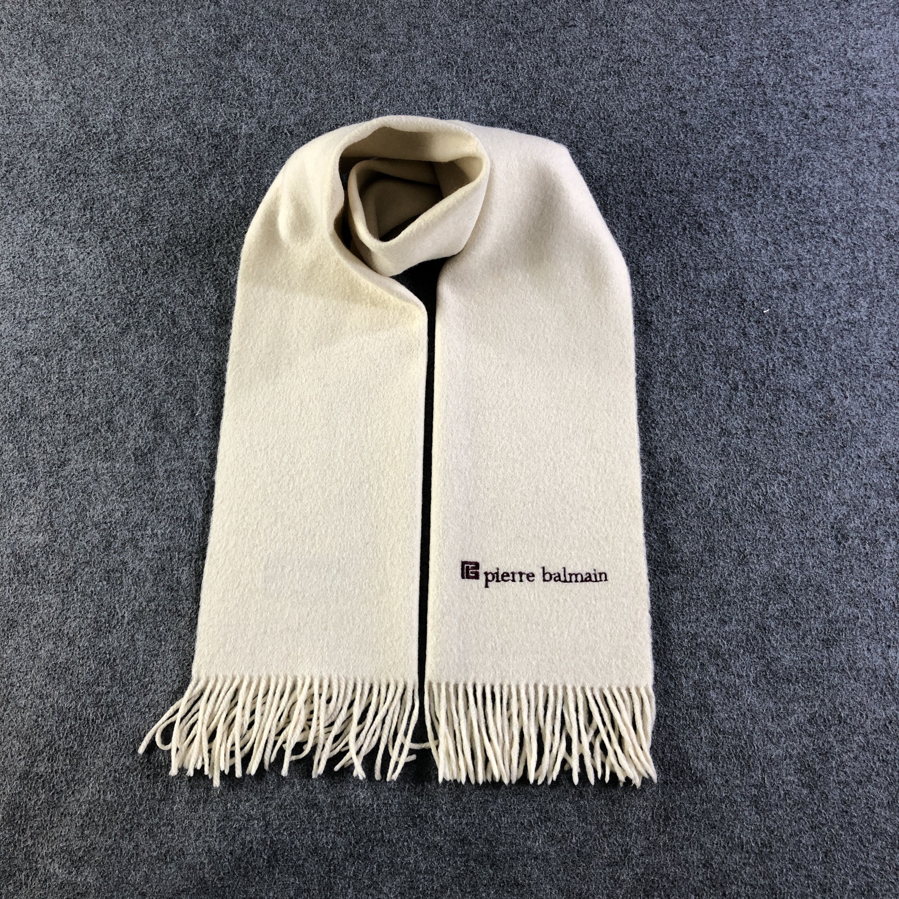 Pierre Balmain Plain Wool Scarf Muffler Neckwear V2797