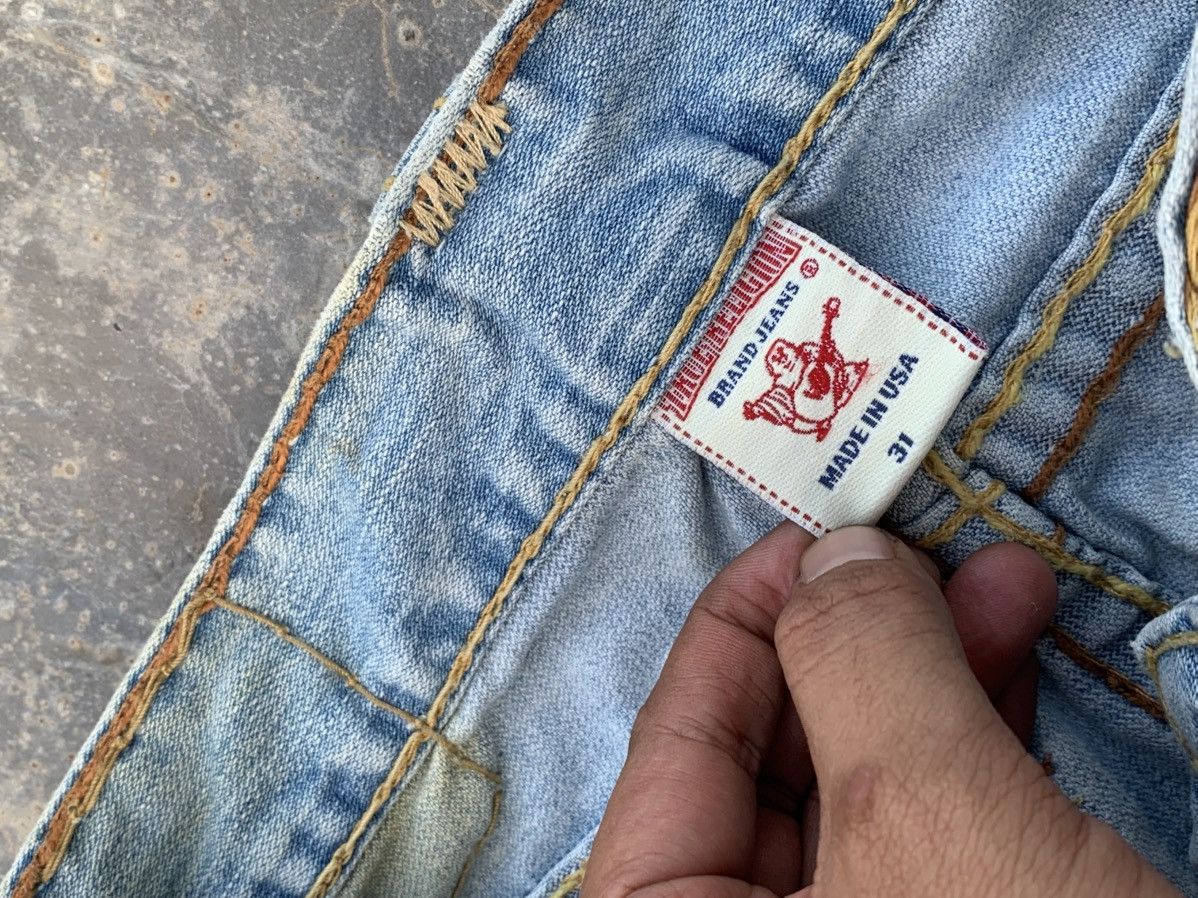 True Religion Rare Distressed True Religion Jeans size 31 Size US 31 - 14 Thumbnail