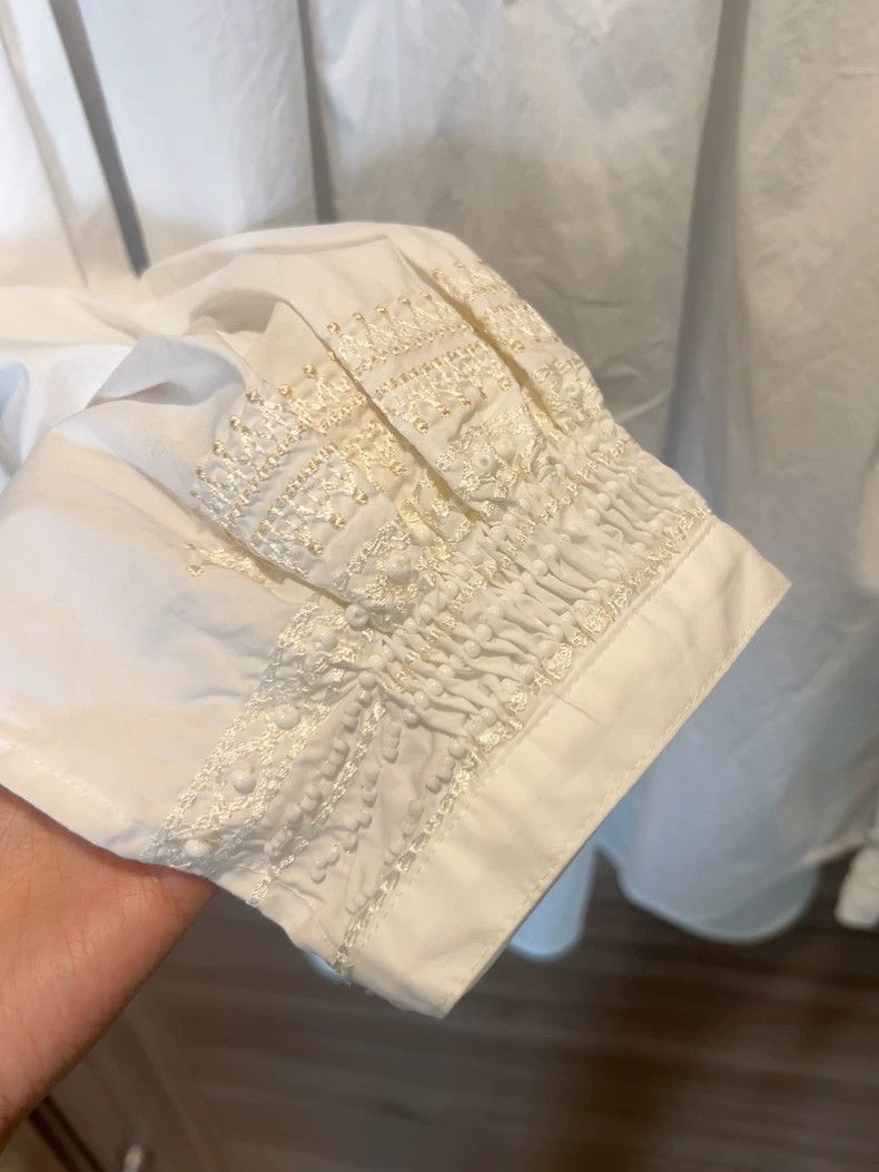 Dries Van Noten DRIES VAN NOTEN size:38 A white beaded shirt Size US XS / EU 42 / 0 - 5 Thumbnail