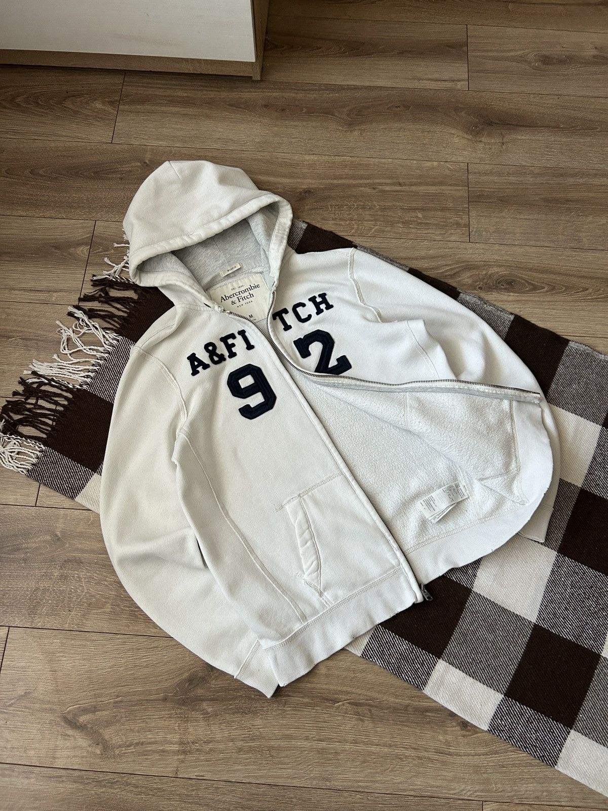 Abercrombie & Fitch Vintage Abercrombie & Fitch big logo zip-hoodies Lgb style Size US M / EU 48-50 / 2 - 2 Thumbnail