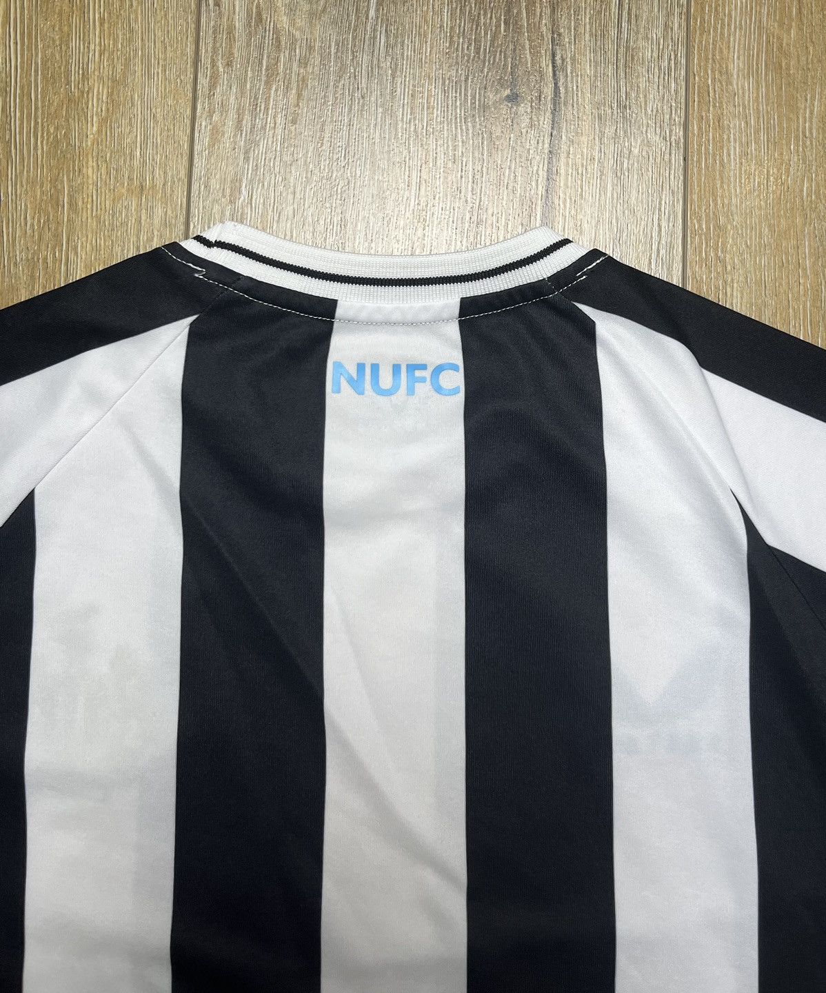 Castore NEWCASTLE 22/23 Y2K FOOTBALL JERSEY Size US S / EU 44-46 / 1 - 10 Thumbnail