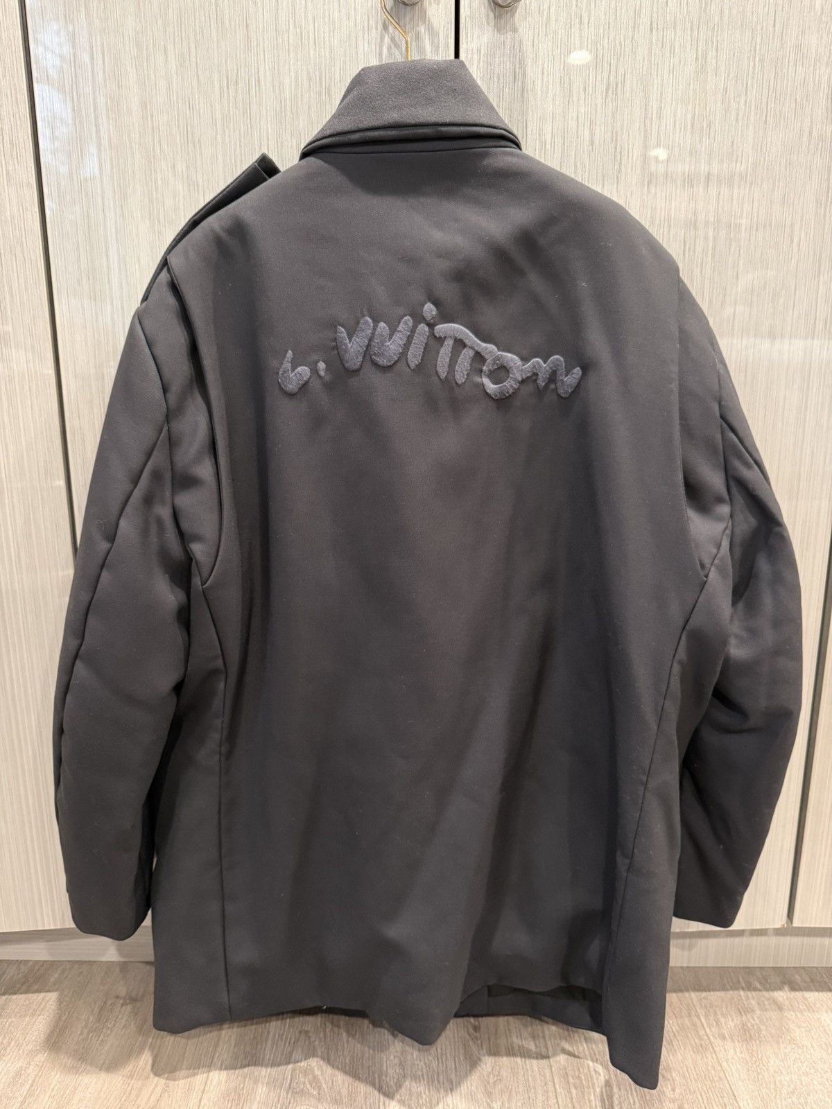 Louis Vuitton Louis Vuitton Multi Pocket Wool Coat Size US M / EU 48-50 / 2 - 2 Thumbnail