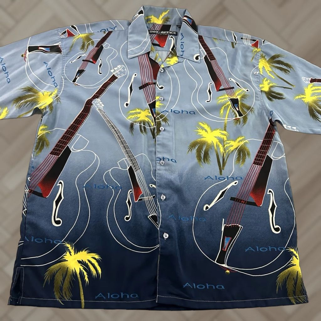 Vintage VINTAGE BOX OFFICE Island Hawaiian Short Sleeve Button Front Shirt XL Blue Mens XXL? Size US XL / EU 56 / 4 - 1 Thumbnail