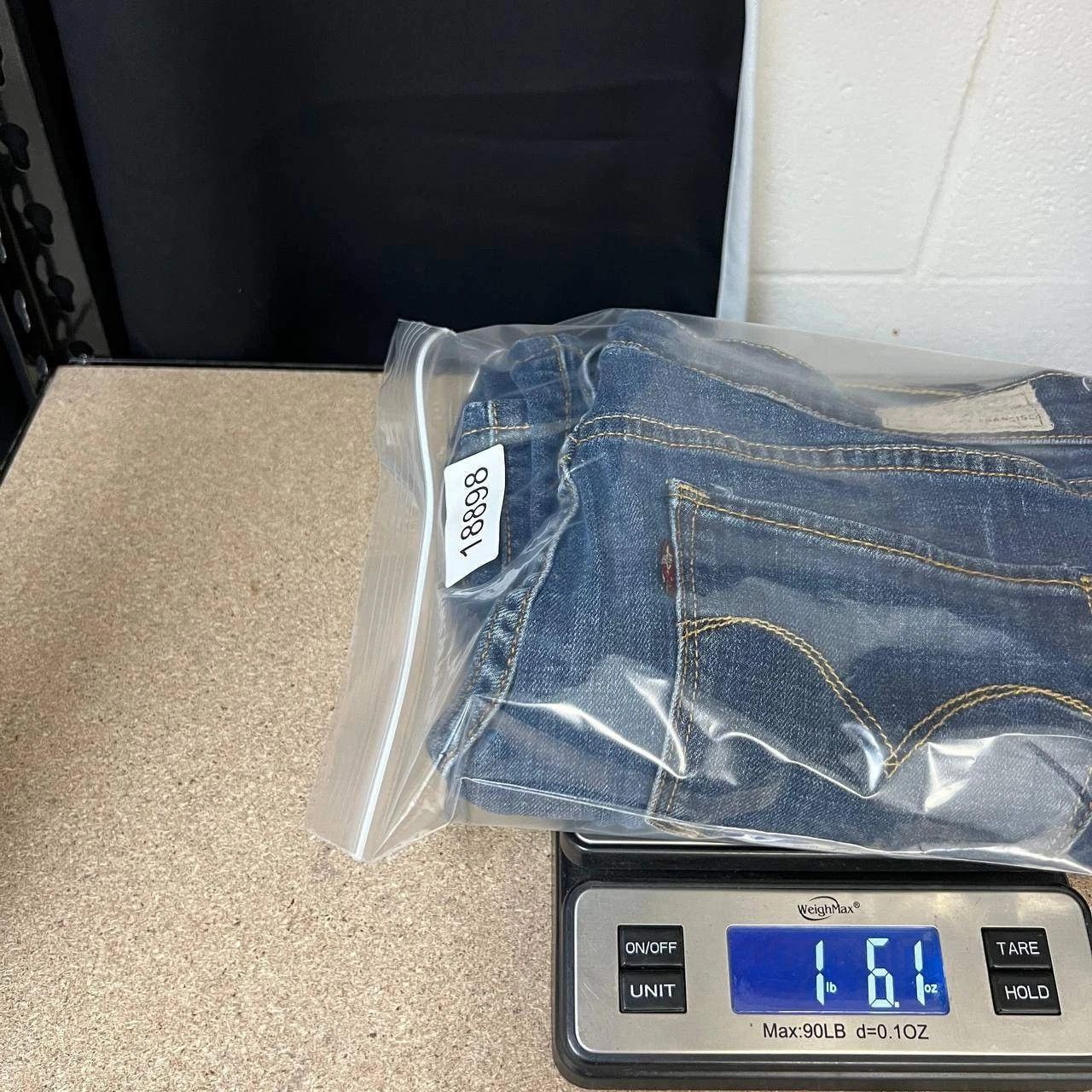 Levi's Levi's Jeans Women 12/31 Classic Bootcut Denim Pants 32x31 Size 32" / US 10 / IT 46 - 9 Thumbnail