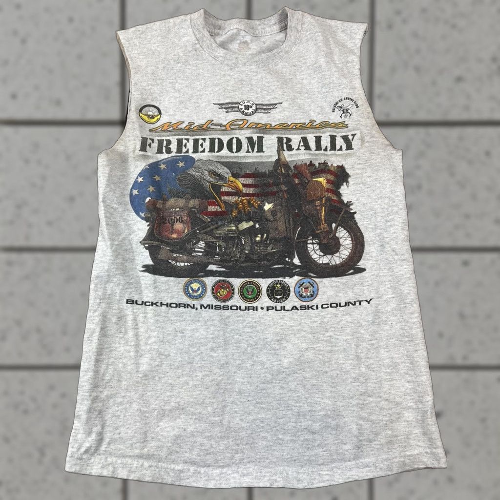 Vintage VINTAGE Mid America Freedom Rally Motorcycles Sleeveless Shirt Small Men Gray Cotton Logo T-Shirt Classic Sleeveless Size US S / EU 44-46 / 1 - 1 Thumbnail
