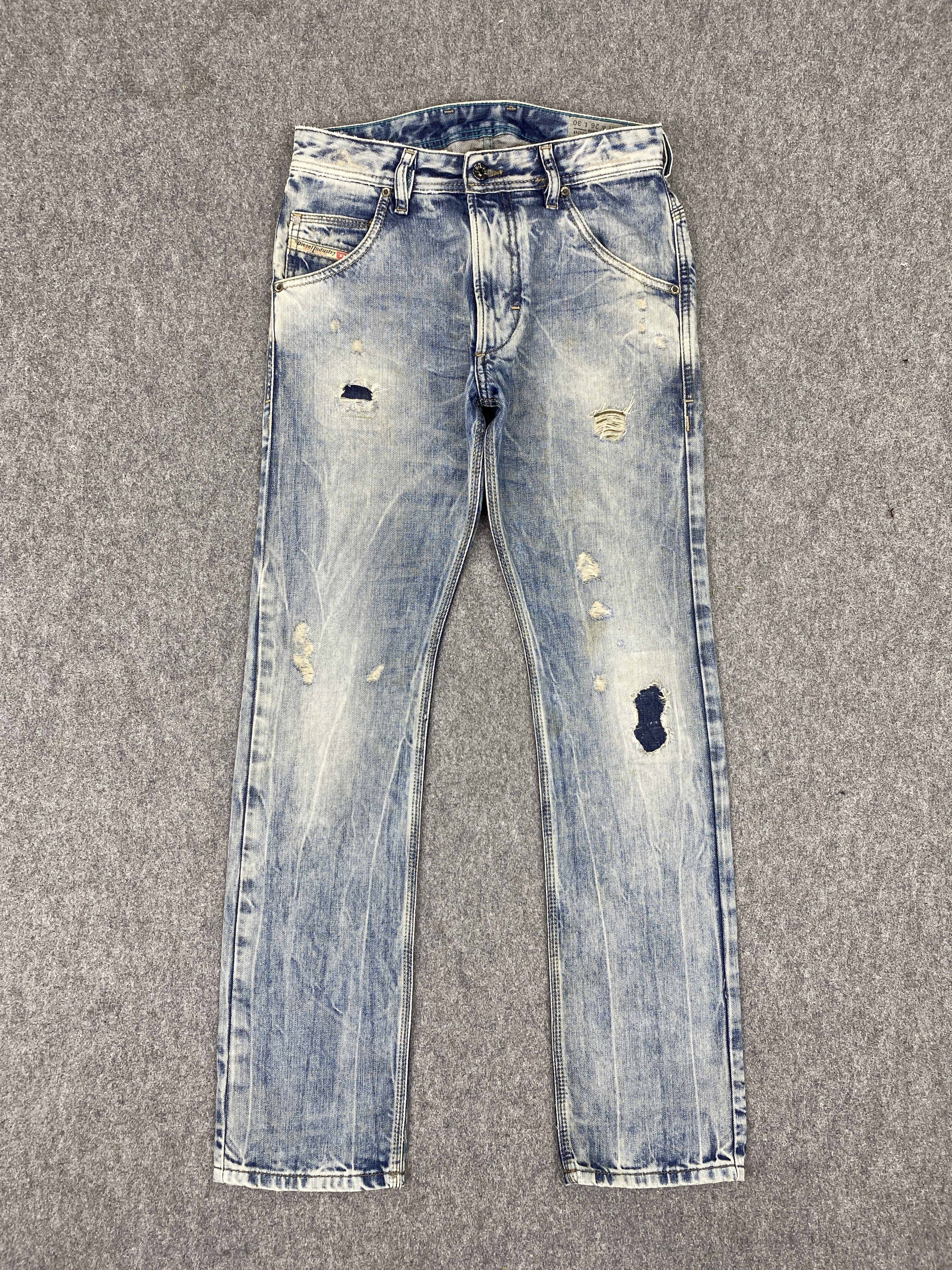 Diesel × Vintage Vintage Diesel Distressed Light Washed Slim Fit Jeans Size US 28 / EU 44 - 1 Thumbnail