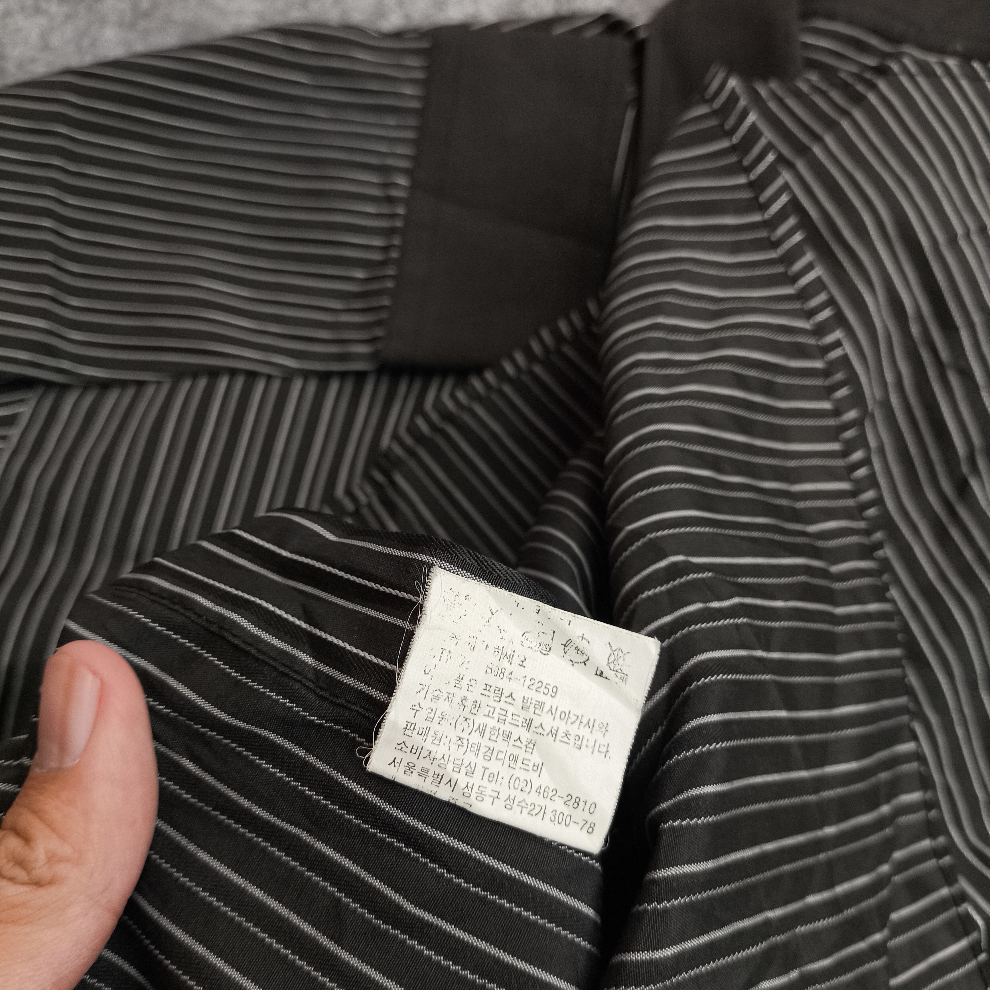 Balenciaga 90s Balenciaga striped shirt button up Size US XL / EU 56 / 4 - 7 Thumbnail