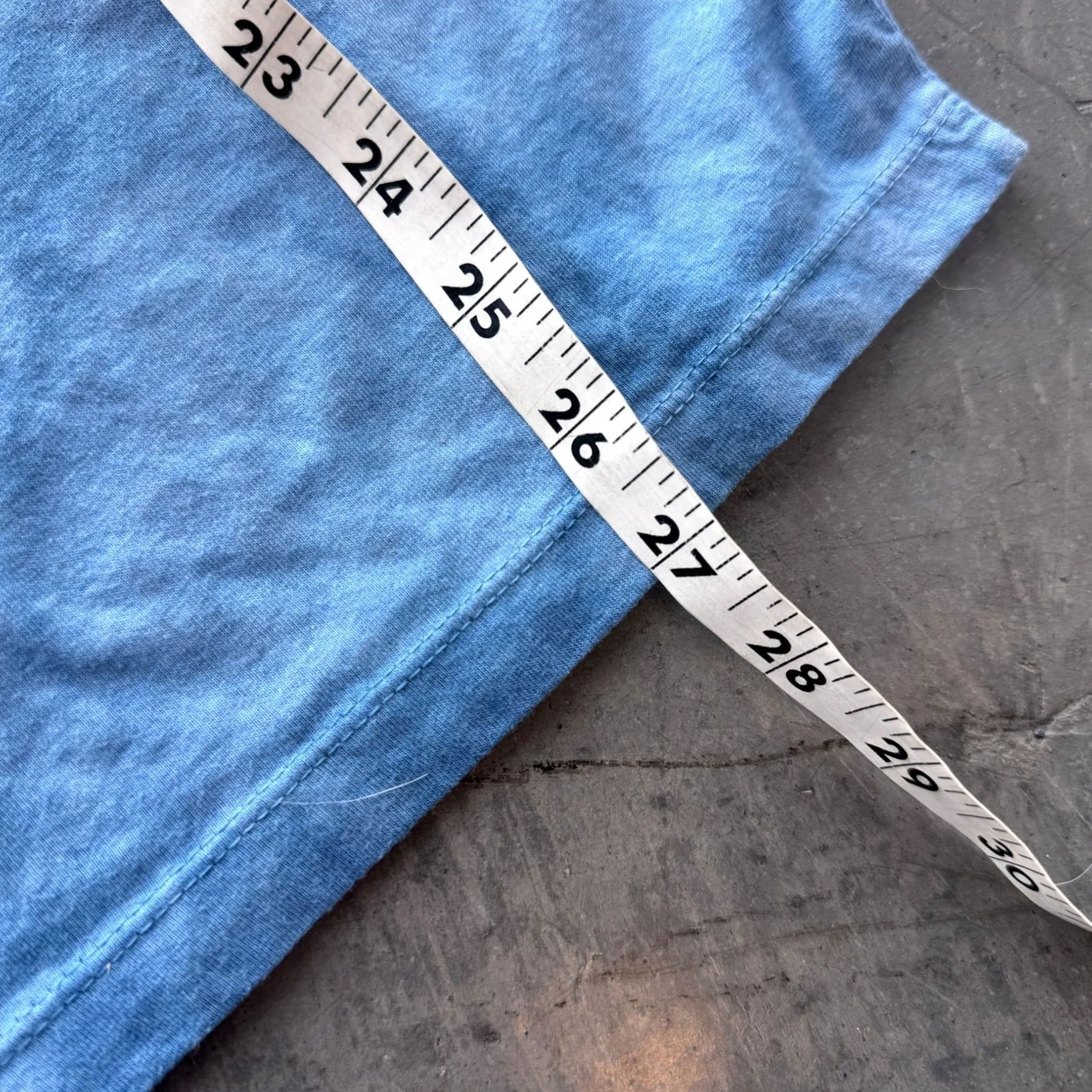 Vintage VINTAGE Mountain Tiger Lion V-Neck Blue Cotton T-Shirt Women Medium Size 32" / US 10 / IT 46 - 5 Thumbnail