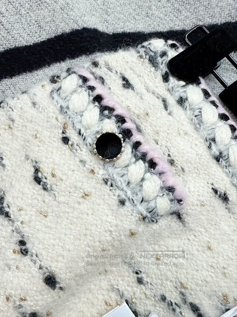 Chanel Chanel 21A Castle Series Cow Spotted Cashmere Knitted Skir Size 24" / US 00 / IT 34 - 4 Thumbnail