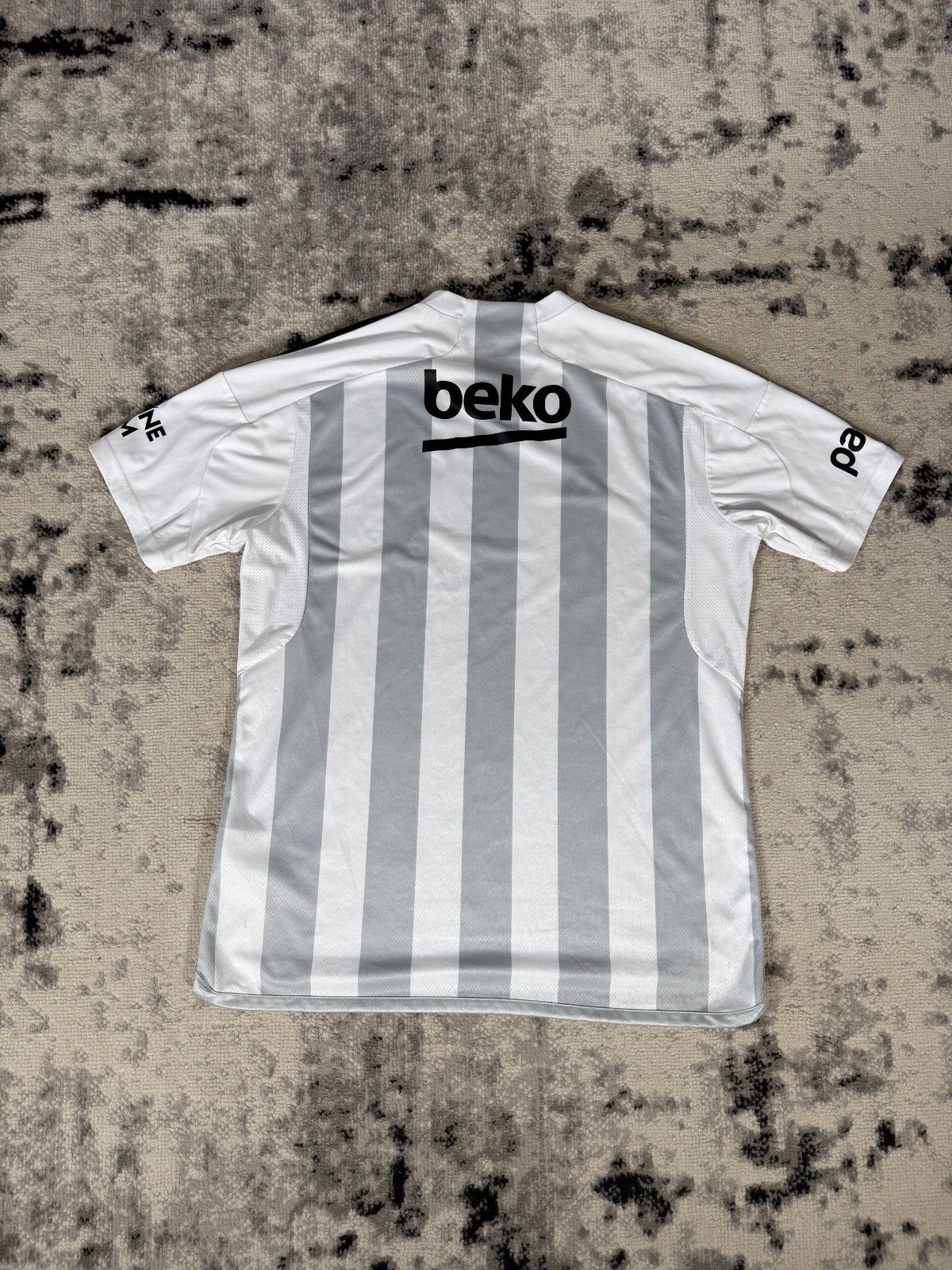 Adidas 2023 Adidas FC Besiktas JK Football Jersey Size US XL / EU 56 / 4 - 2 Thumbnail