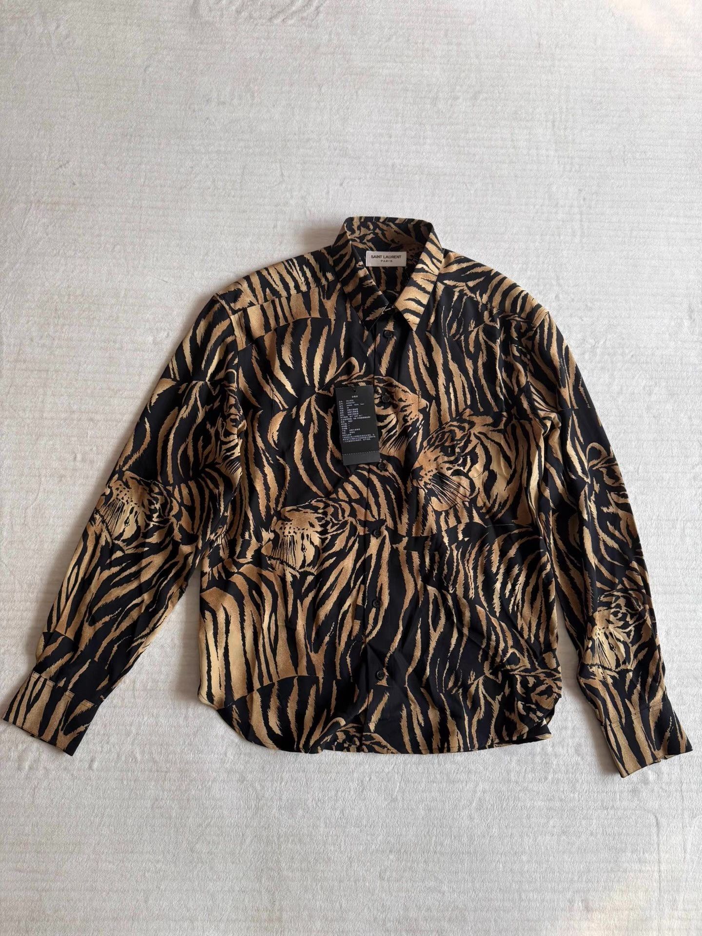 Saint Laurent Paris Saint Laurent Tiger Pattern Silk Shirt Ｑ23 Size US M / EU 48-50 / 2 - 1 Thumbnail