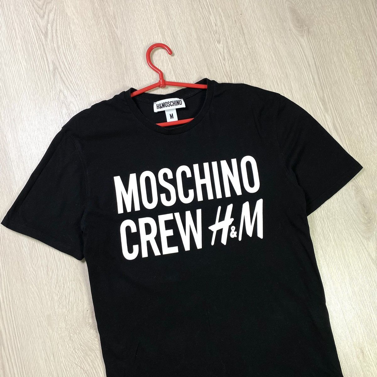 H&M × Moschino Moschino H&M T-shirt Size M Size US M / EU 48-50 / 2 - 2 Thumbnail