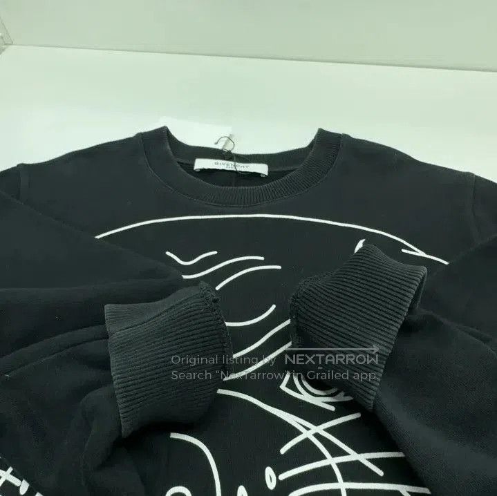Givenchy Givenchy Round Neck Big Pattern Sweatshirt. Size US XS / EU 42 / 0 - 4 Thumbnail