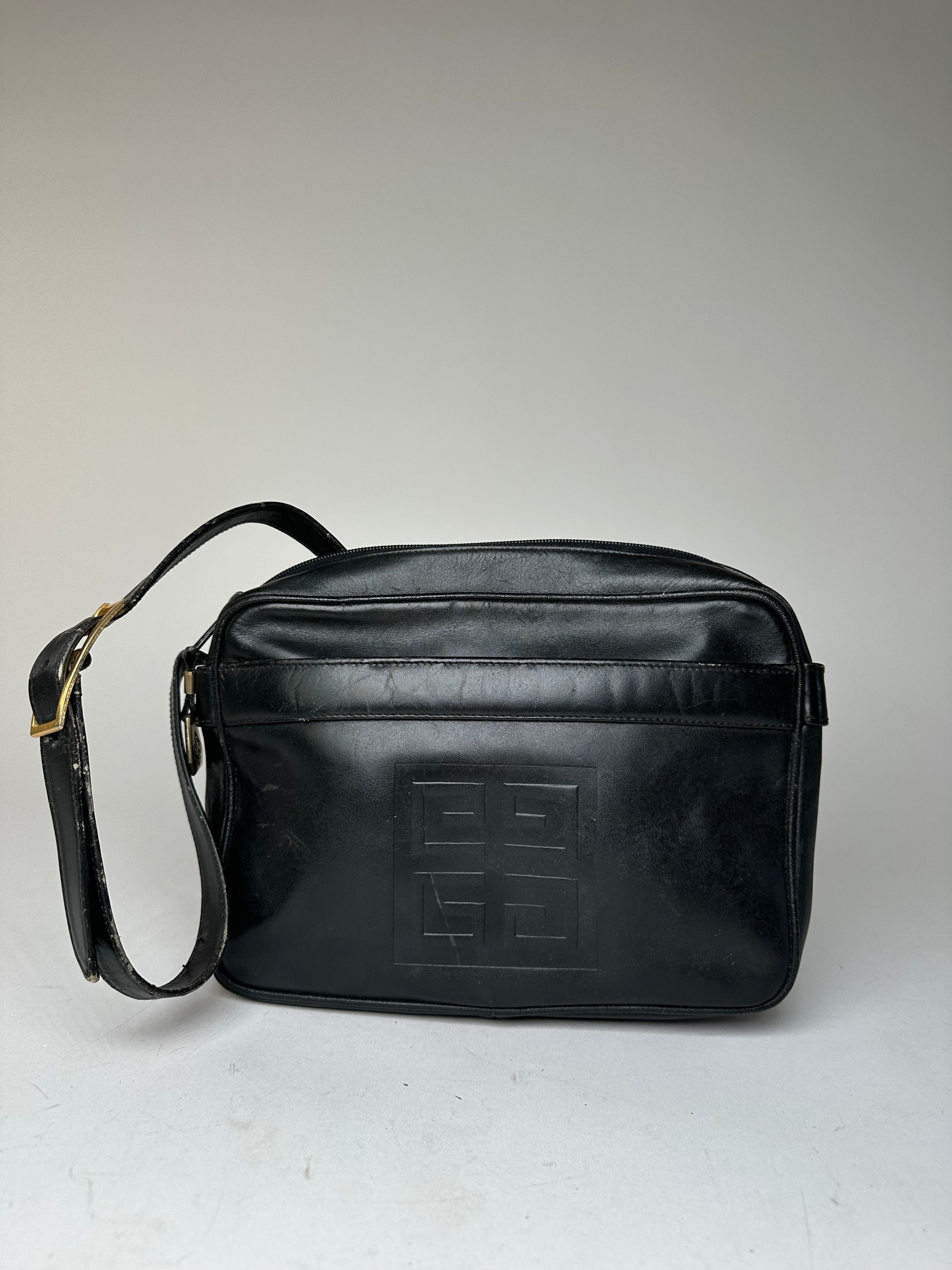 Givenchy Vintage Leather Shoulder Bag Black Size ONE SIZE - 1 Thumbnail