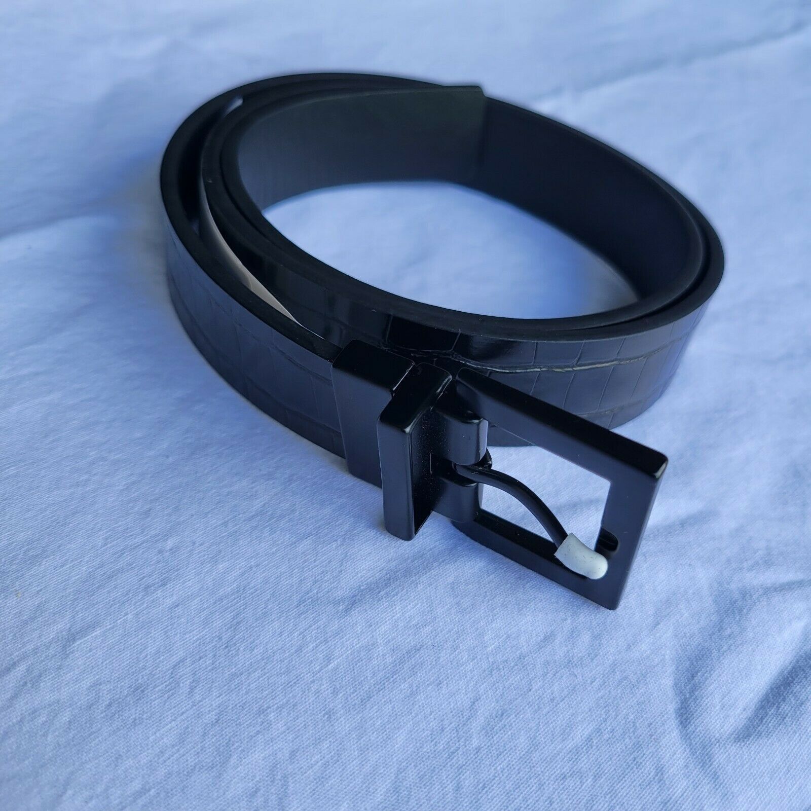 I.N.C Men's INC Reversible Faux Leather Belt. Size 38-40 Size 38 - 3 Thumbnail
