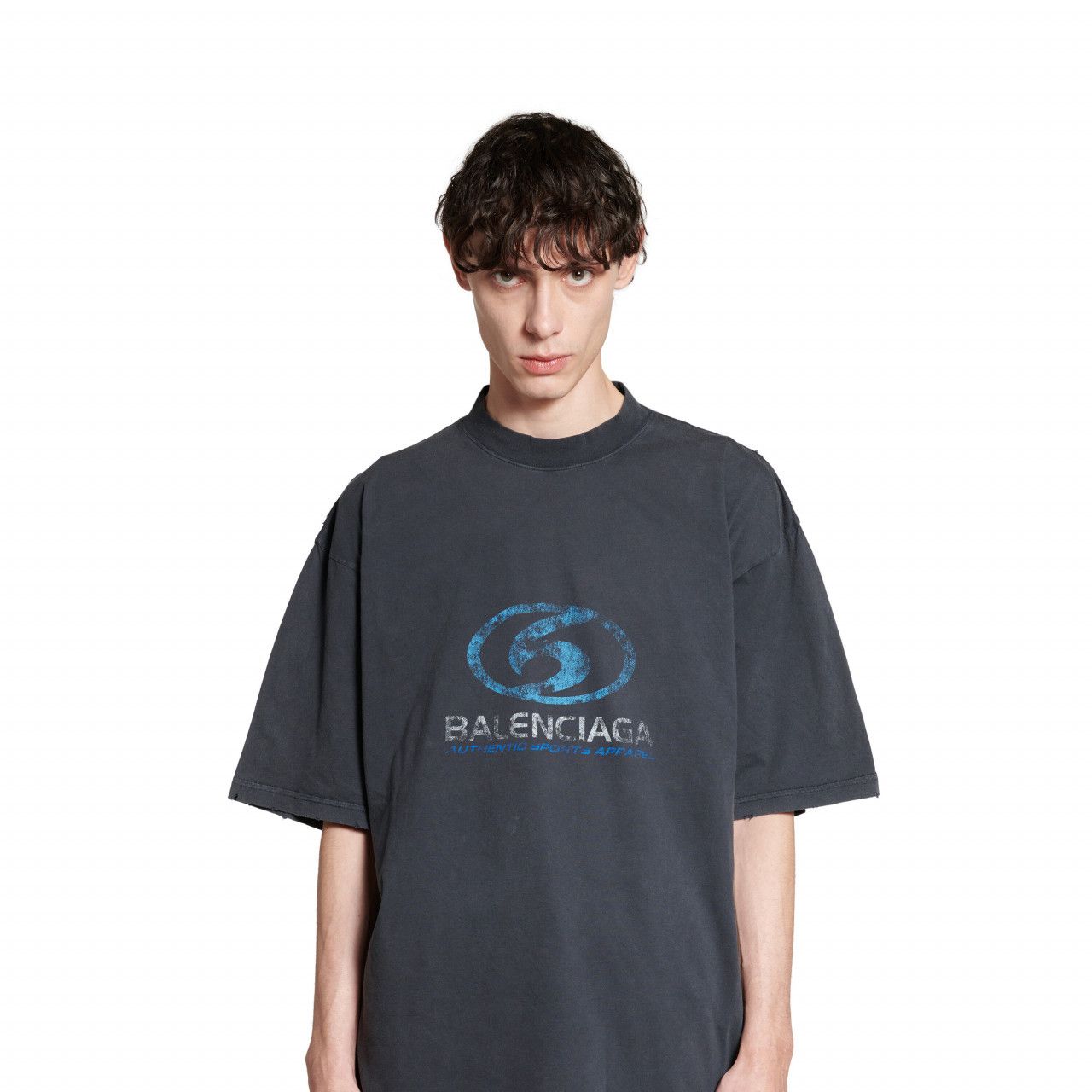 Balenciaga Balenciaga Faded Surfer T Shirt Size US L / EU 52-54 / 3 - 3 Thumbnail
