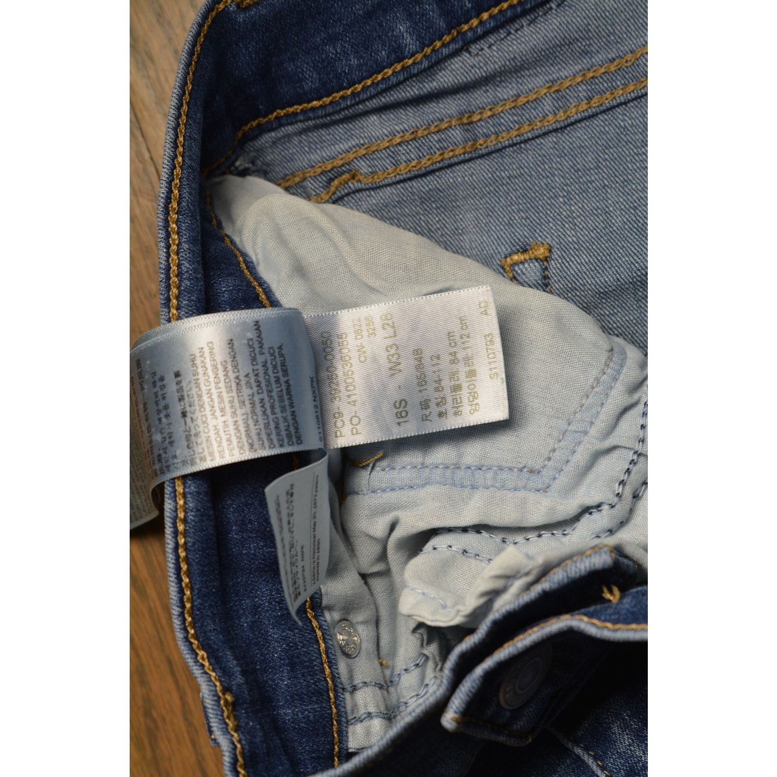 Levi's Levi's Classic Straight Leg Dark Wash Jeans - Size 16S Size 38" / US 16 / IT 52 - 3 Thumbnail
