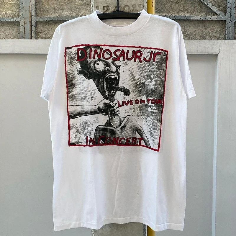 Vintage Vintage American Dinosaur Music T-Shirt Size US XL / EU 56 / 4 - 1 Thumbnail