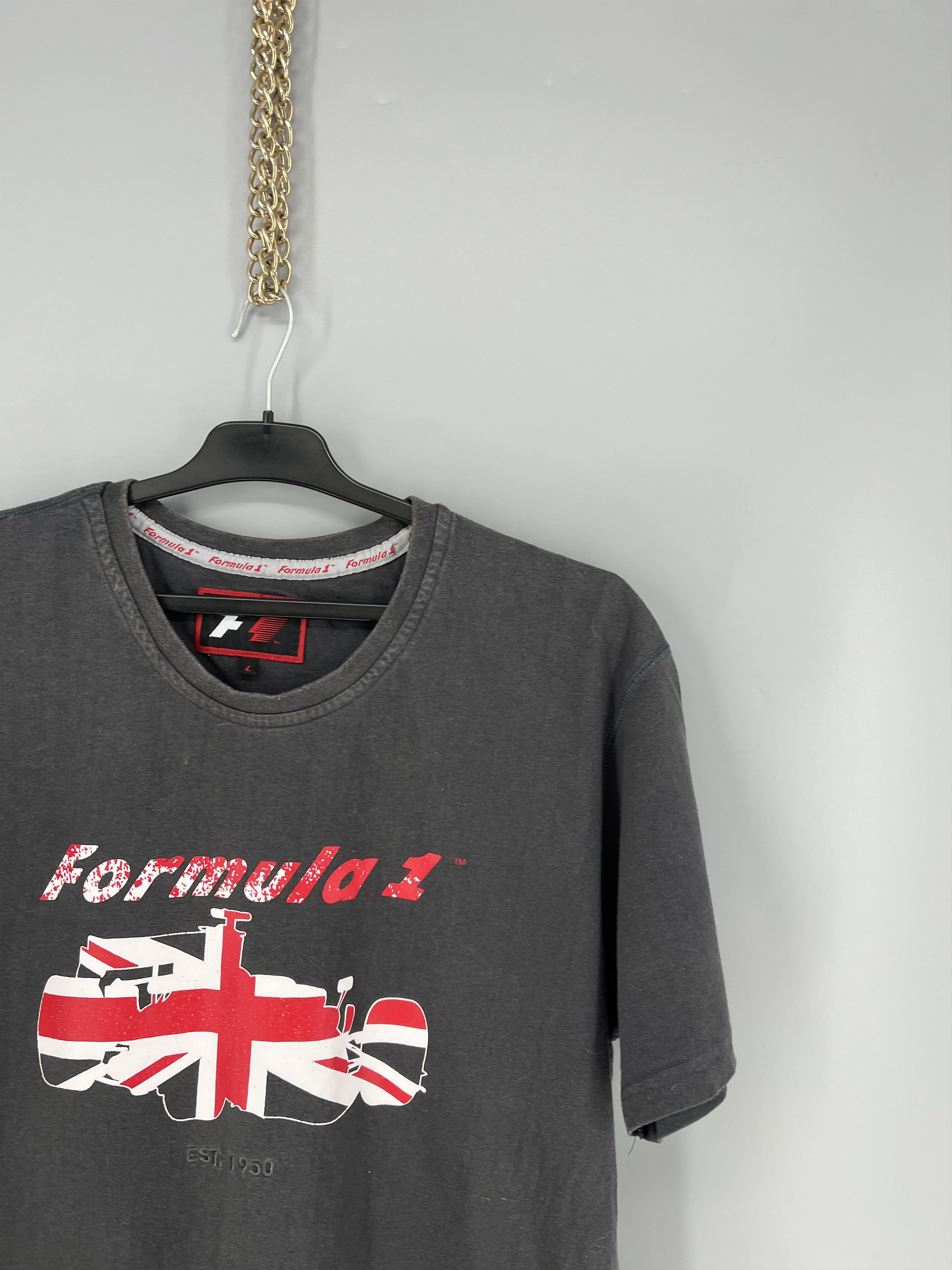 Vintage Formula 1 Mens T-Shirt 2009 Jenson Button Year XL Black BNWT Size US L / EU 52-54 / 3 - 5 Thumbnail