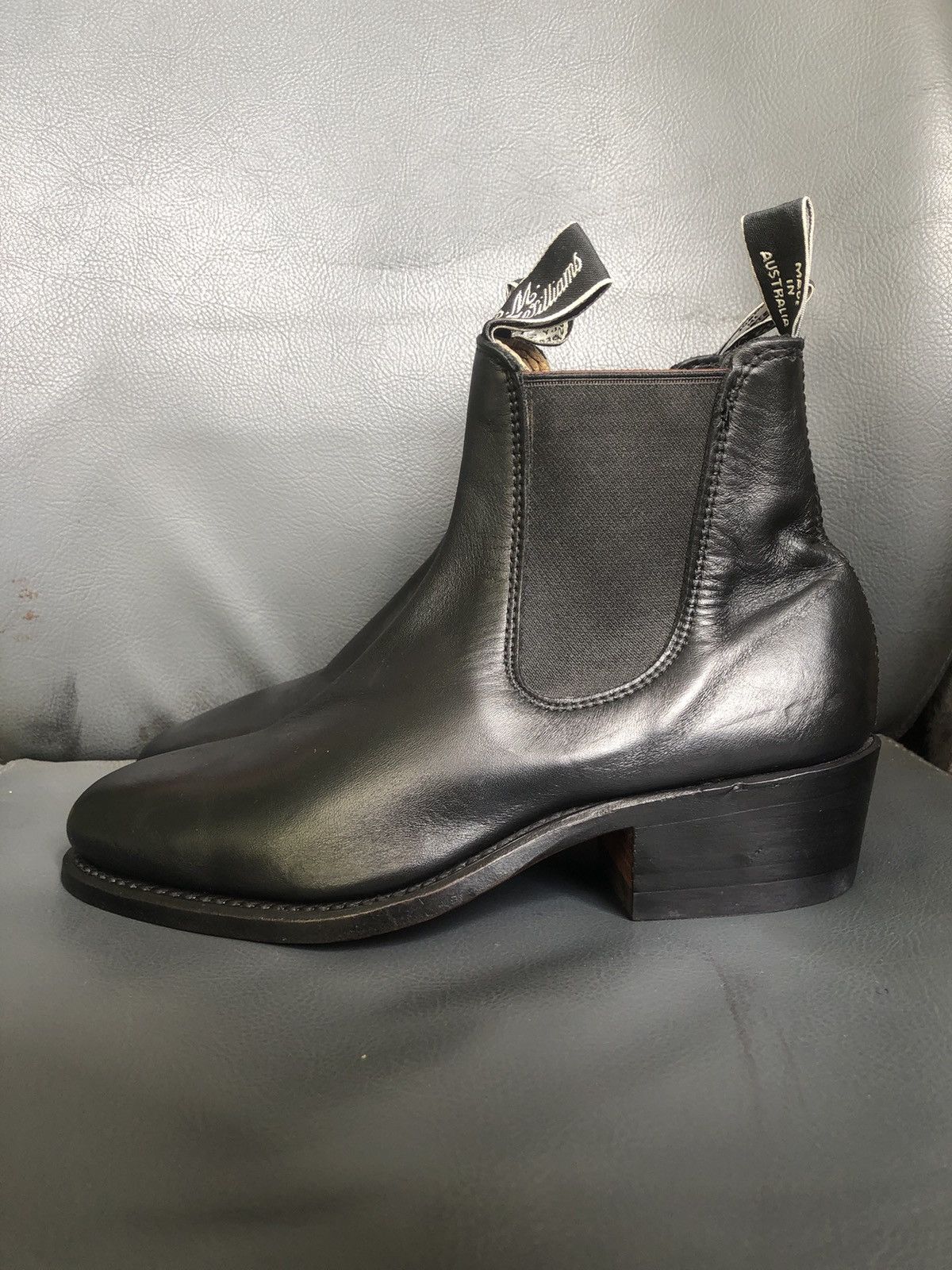 R.M. Williams R.M William’s Black Leather Chelsea Boot Women’s Size 4 G Size US 6.5 / IT 36.5 - 2 Thumbnail
