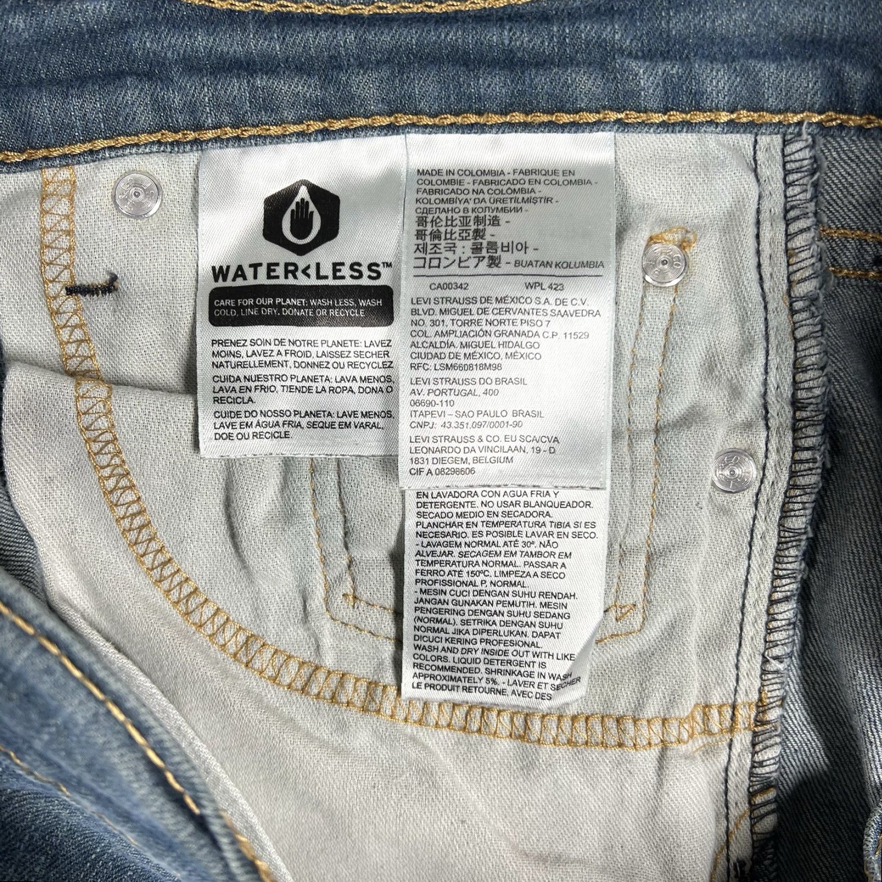 Levi's Levi's 511 Jeans Skinny Men 33x32 Blue Medium Wash Stretch Denim 5-Pocket Zip Closure Size US 33 - 5 Thumbnail