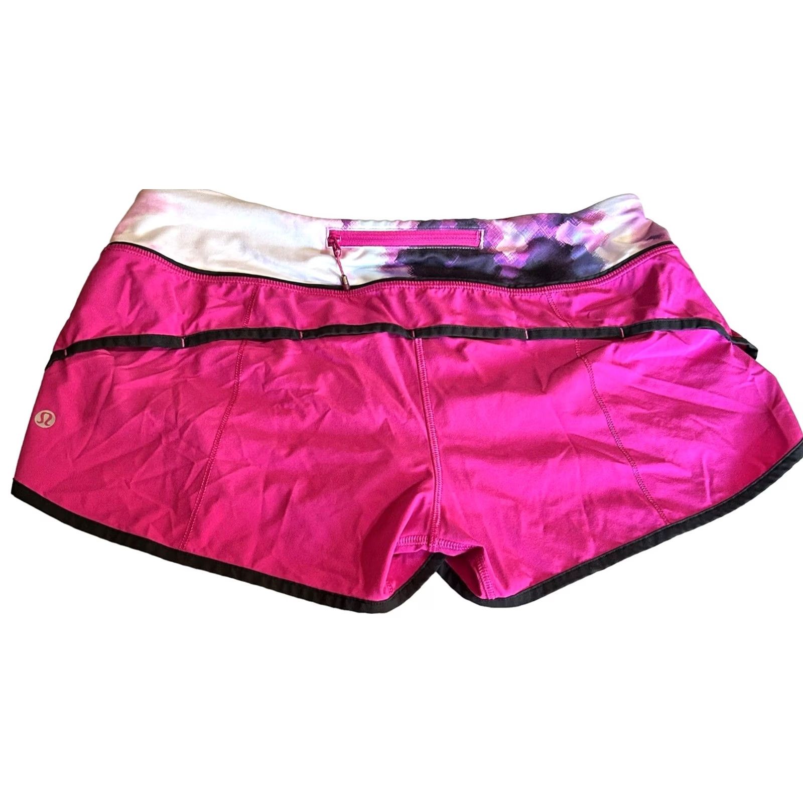Lululemon Lululemon Shorts Womens Regular Size 8 Pink Black Speed Up Raspberry Blooming Pixie Activewear Gym Running Training Size 28" / US 6 / IT 42 - 4 Thumbnail