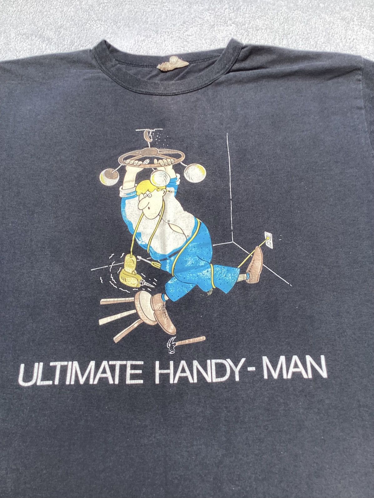 Other Vintage 90s ultimate handyman funny single stitch T-shirt Size US L / EU 52-54 / 3 - 2 Thumbnail