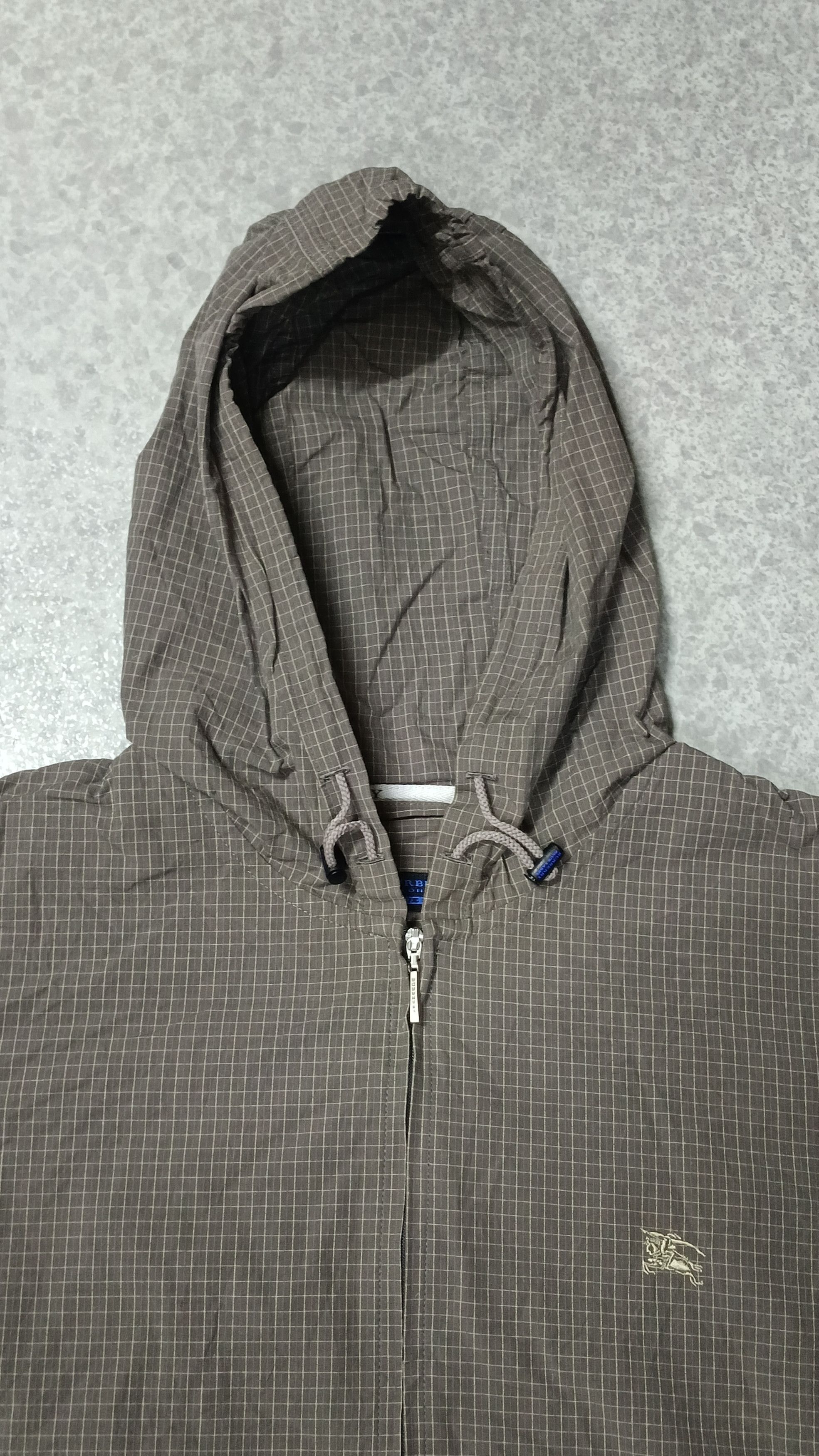 Burberry × Vintage Burberry Blue Label Short Sleeve Hooded Jacket Made In Japan Size US M / EU 48-50 / 2 - 5 Thumbnail