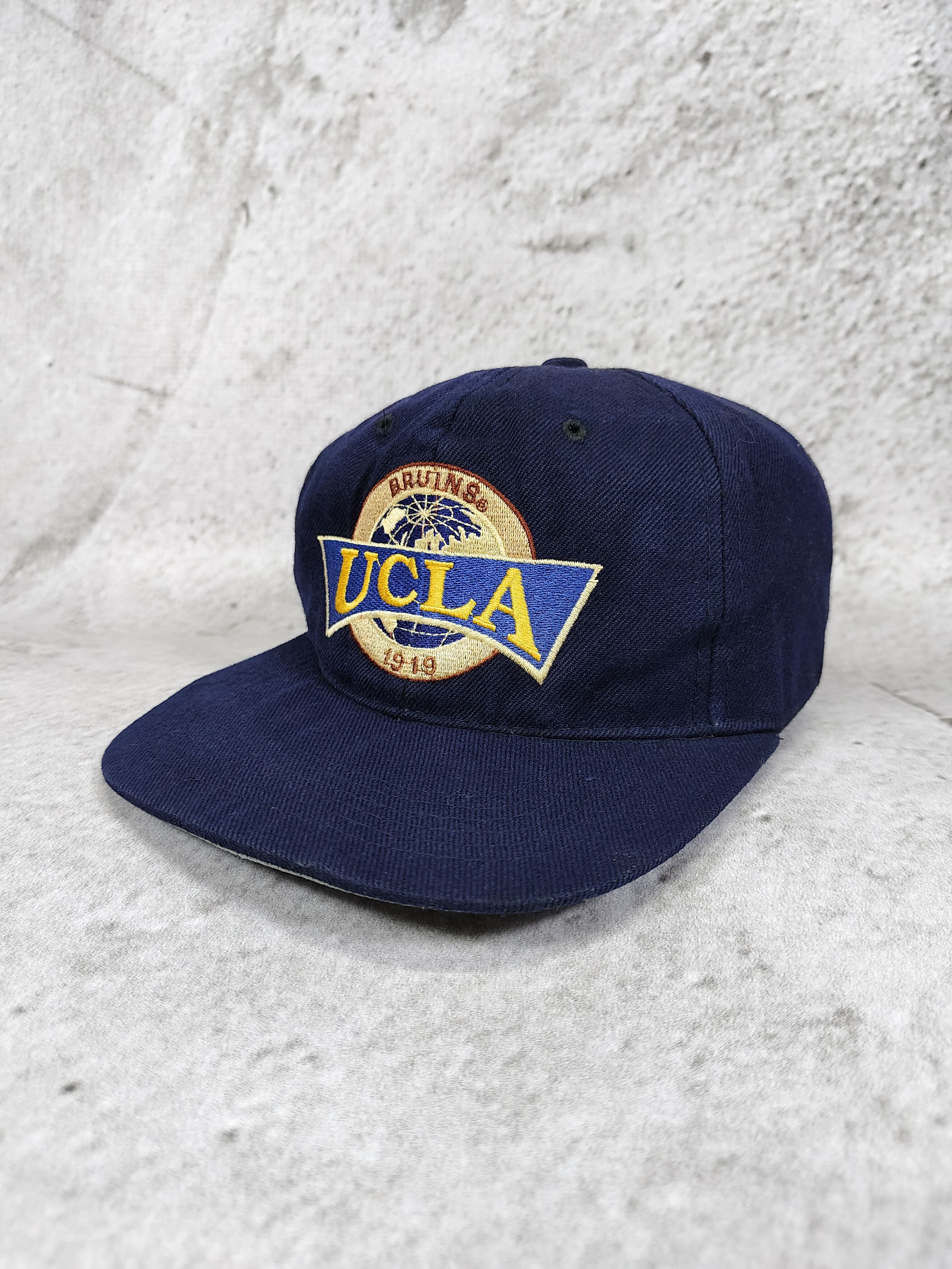 Vintage 90s UCLA Bruins University Embroidered Logo Snapback Cap Size ONE SIZE - 3 Thumbnail