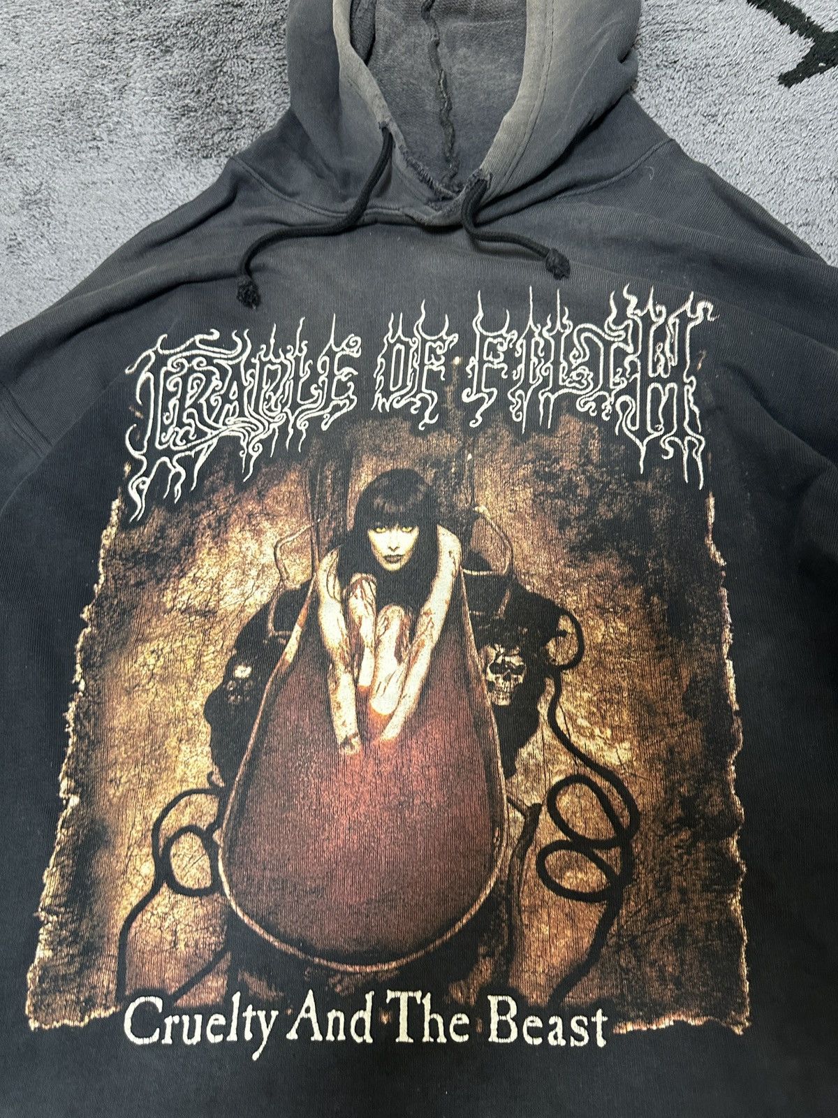 Vintage Cradle of Filth - Cruelty And The Beast Hoodie Size US XL / EU 56 / 4 - 4 Thumbnail
